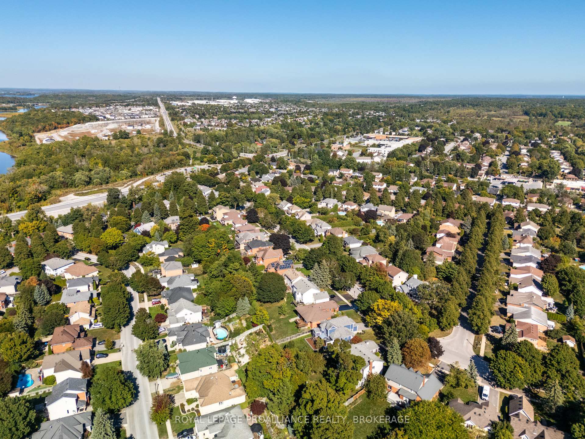 Photo 49 of 74 Point St. Mark Drive, Kingston, Kingston East (Incl Barret Crt) — HOMEH