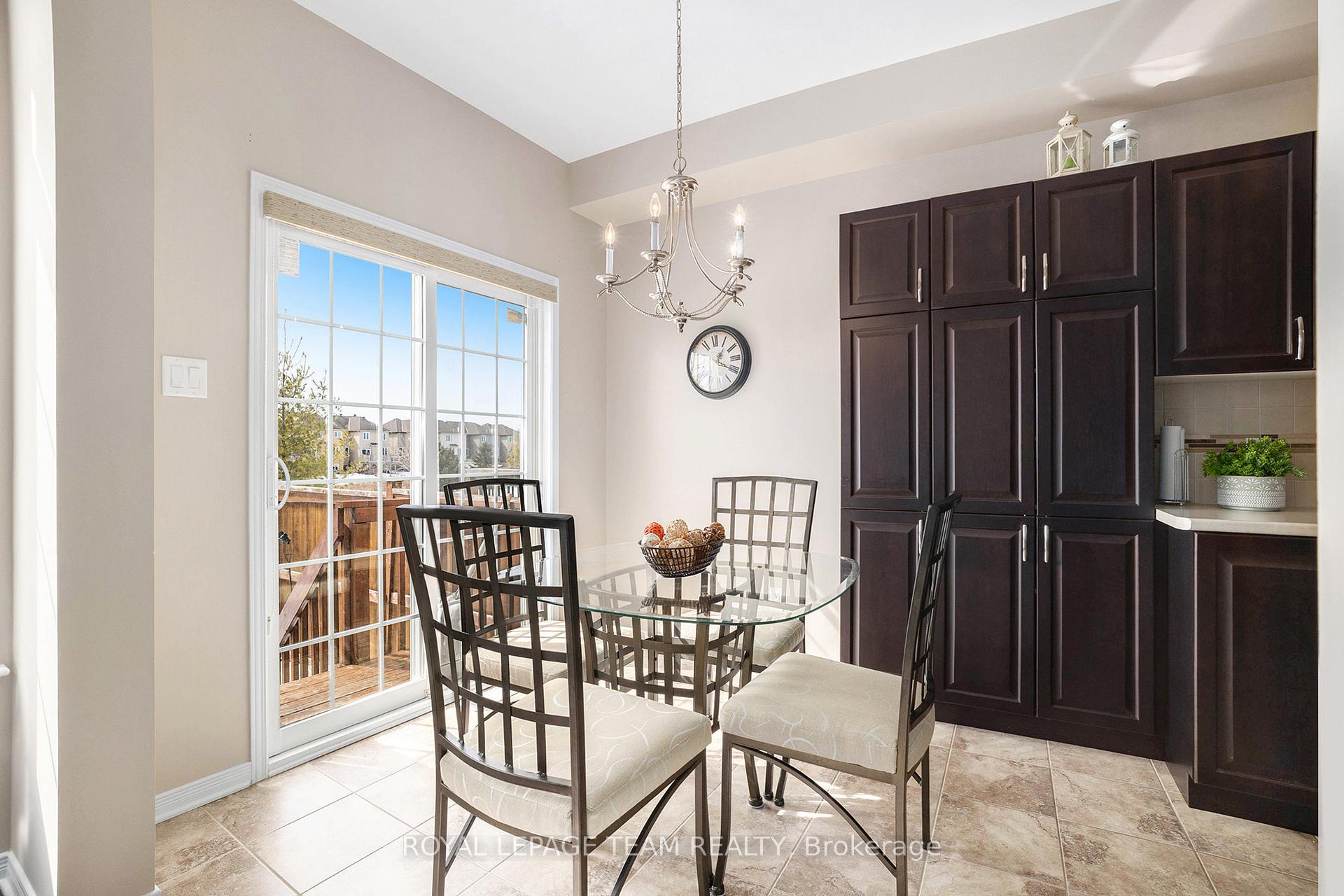 Photo 11 of 138 Akerson Road, Ottawa, Kanata - Emerald Meadows/Trailwest — HOMEH