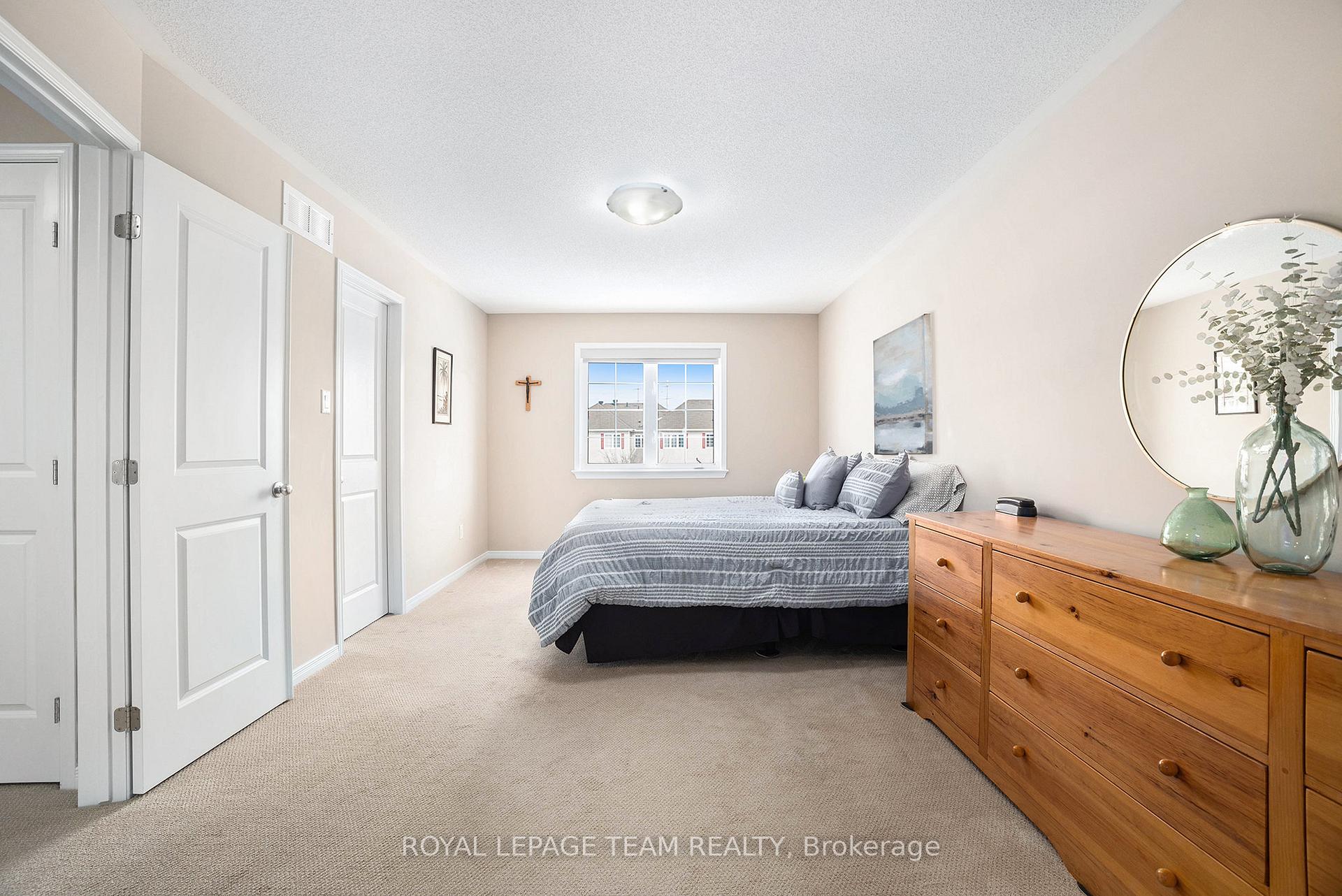Photo 20 of 138 Akerson Road, Ottawa, Kanata - Emerald Meadows/Trailwest — HOMEH