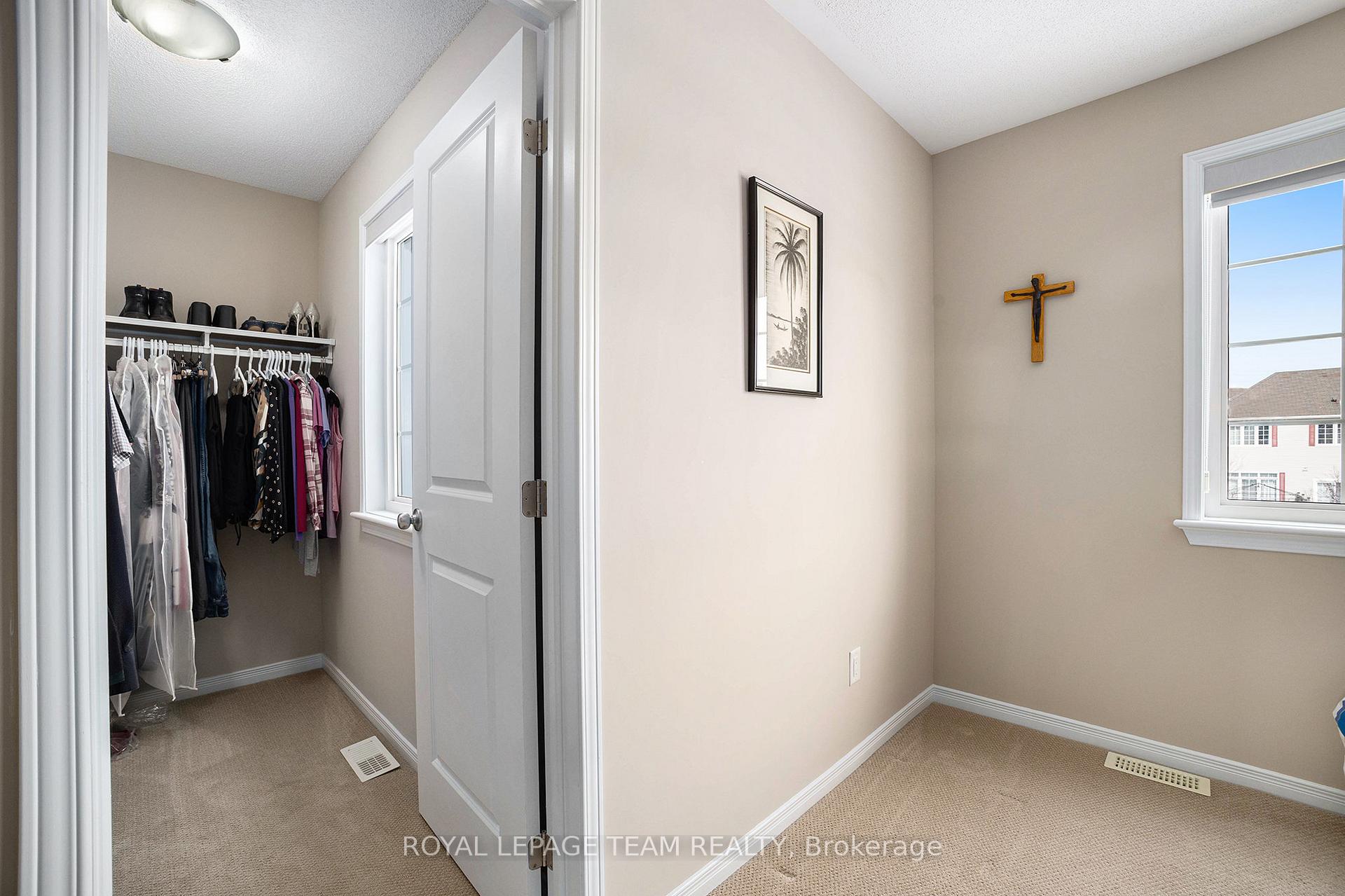 Photo 21 of 138 Akerson Road, Ottawa, Kanata - Emerald Meadows/Trailwest — HOMEH