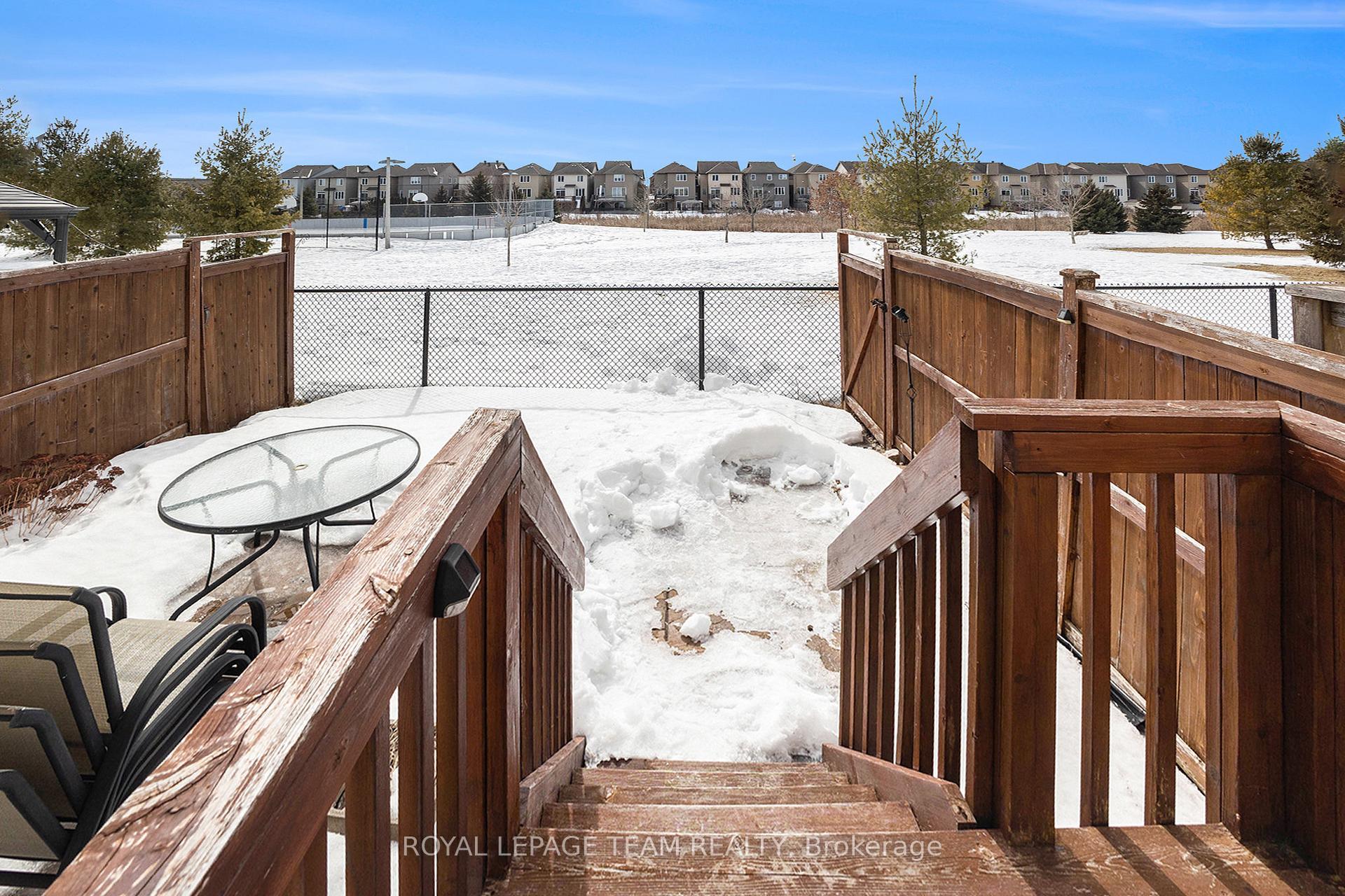 Photo 30 of 138 Akerson Road, Ottawa, Kanata - Emerald Meadows/Trailwest — HOMEH