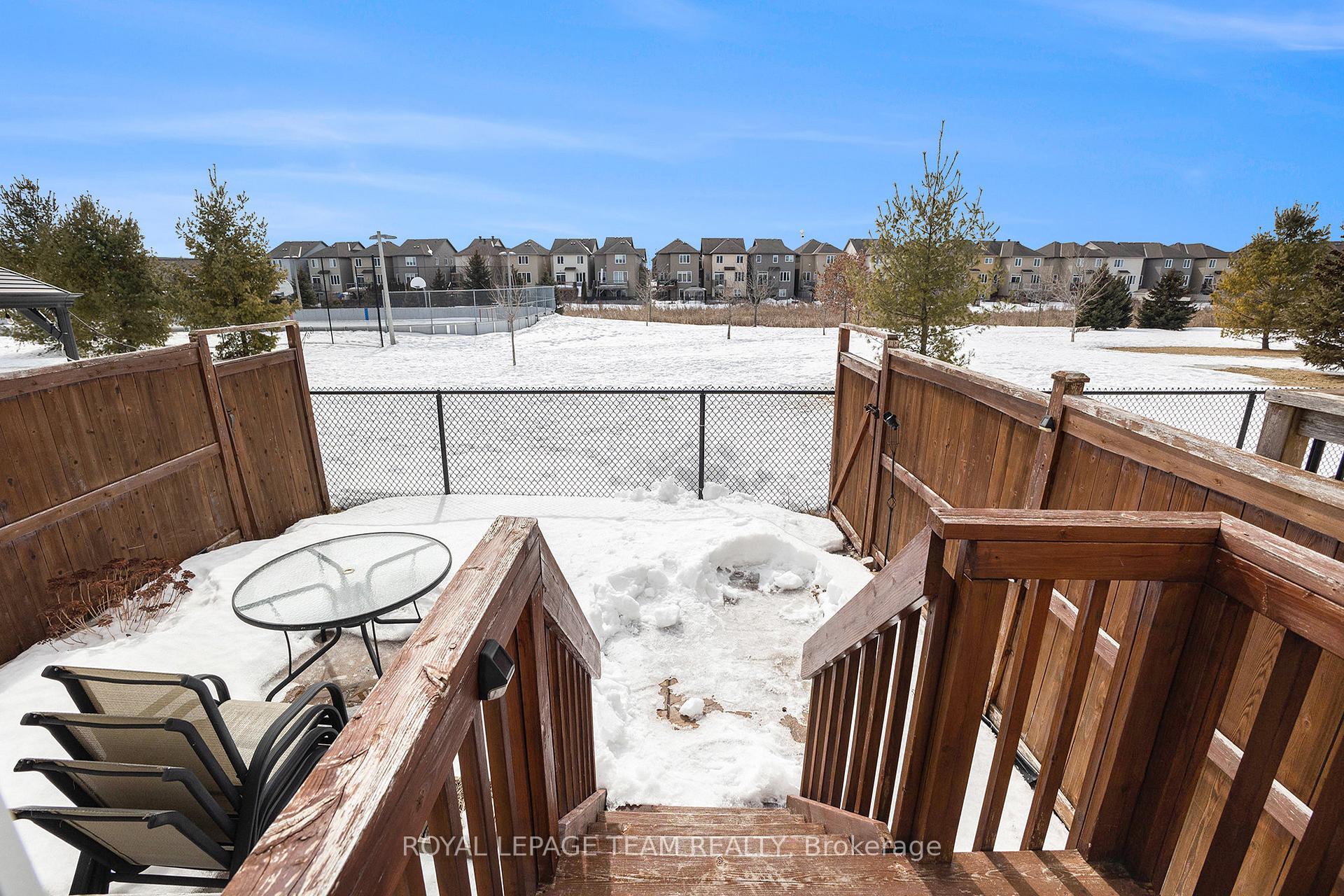 Photo 31 of 138 Akerson Road, Ottawa, Kanata - Emerald Meadows/Trailwest — HOMEH