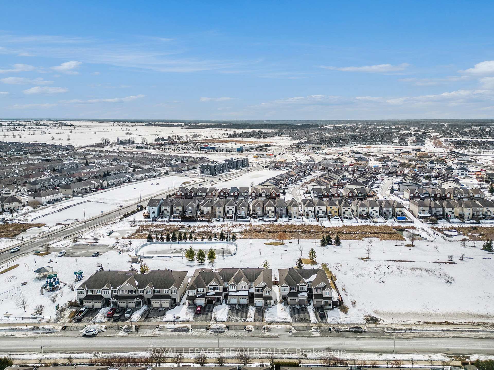 Photo 36 of 138 Akerson Road, Ottawa, Kanata - Emerald Meadows/Trailwest — HOMEH