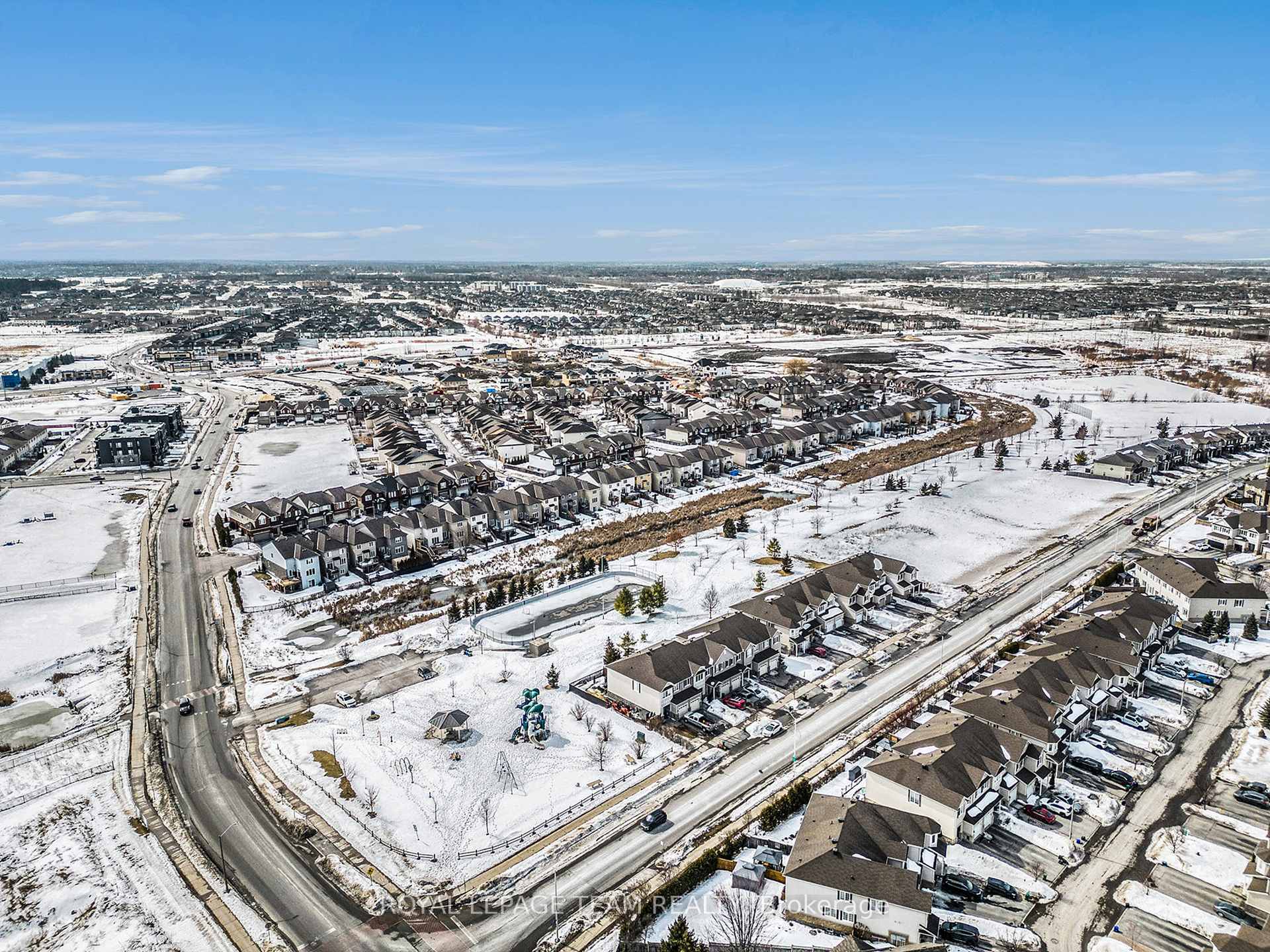 Photo 37 of 138 Akerson Road, Ottawa, Kanata - Emerald Meadows/Trailwest — HOMEH