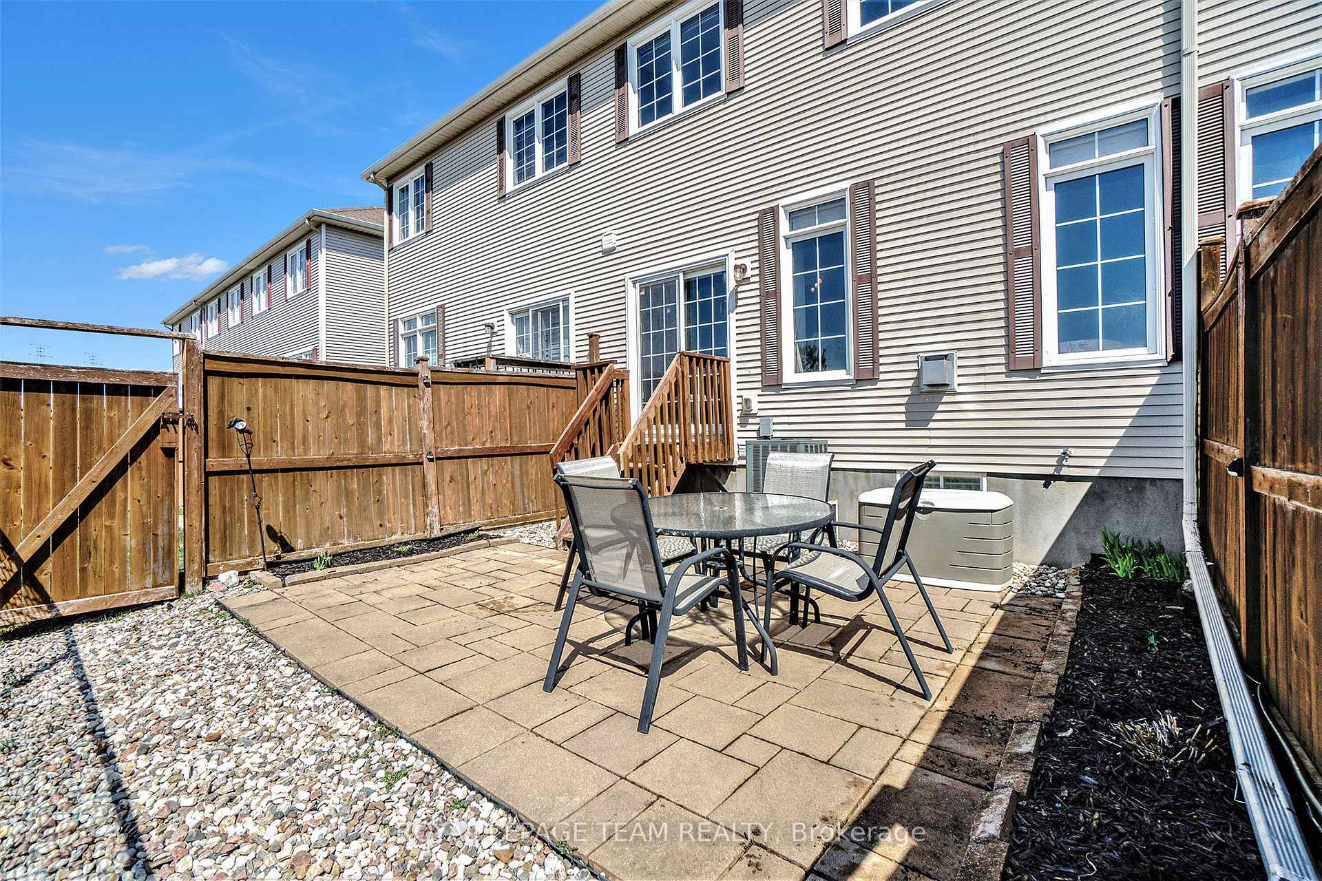 Photo 42 of 138 Akerson Road, Ottawa, Kanata - Emerald Meadows/Trailwest — HOMEH
