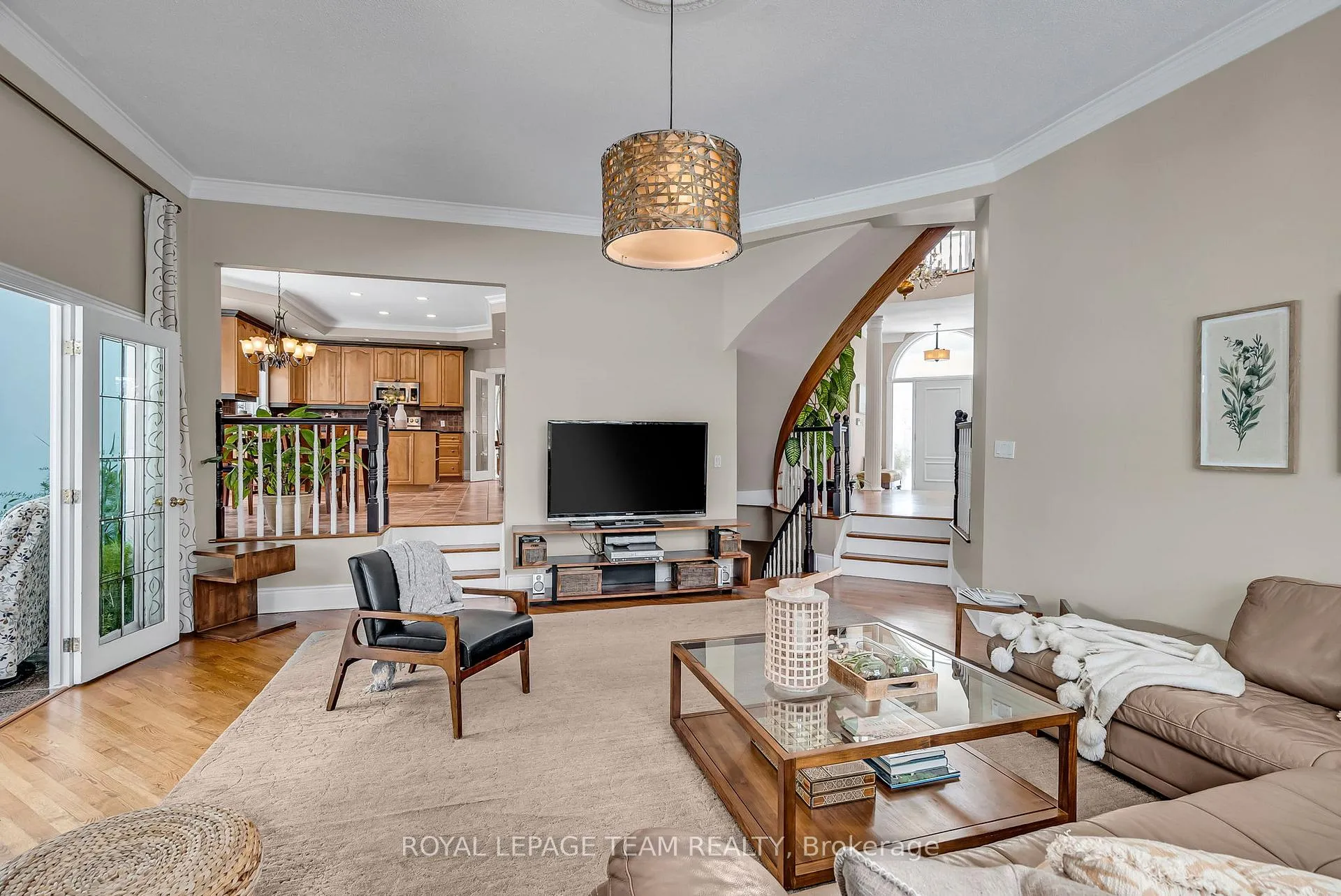 Photo 8 of 1345 Potter Drive, Ottawa, Manotick Village & Manotick Estates — HOMEH