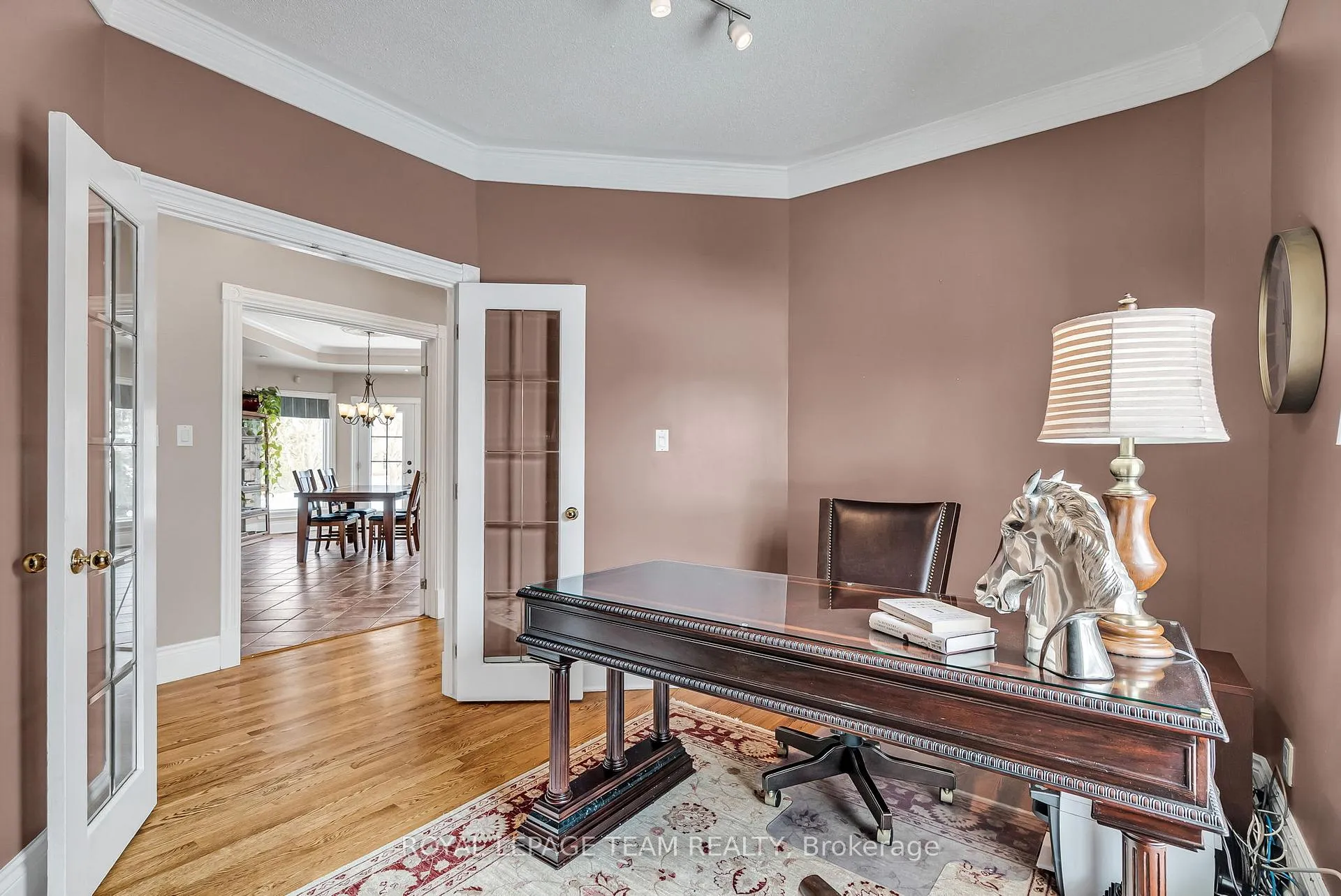 Photo 17 of 1345 Potter Drive, Ottawa, Manotick Village & Manotick Estates — HOMEH