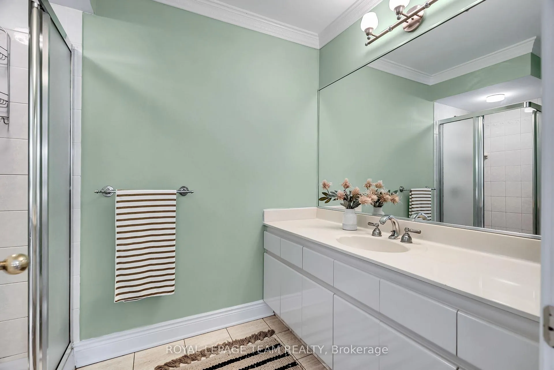 Photo 32 of 1345 Potter Drive, Ottawa, Manotick Village & Manotick Estates — HOMEH