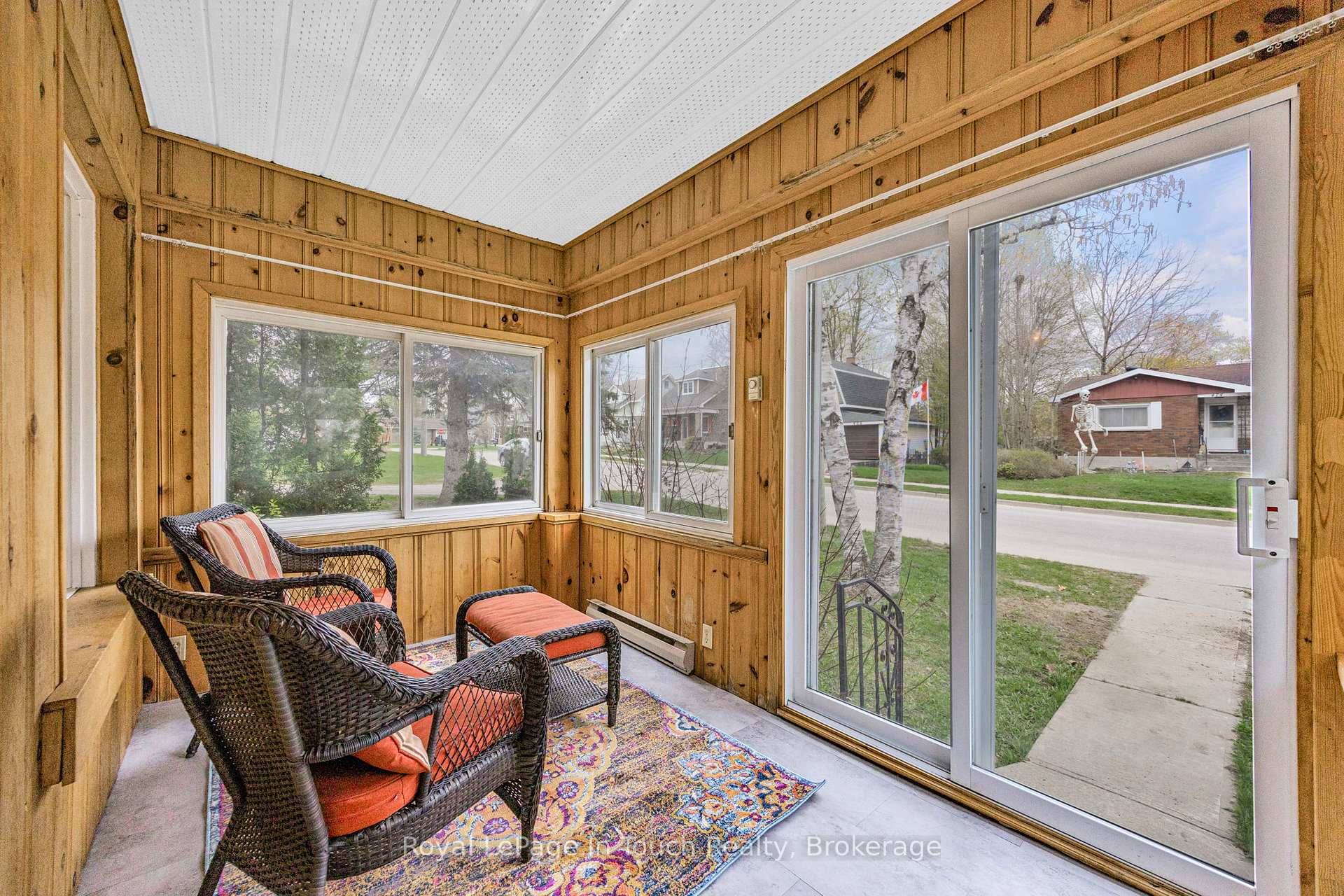 Photo 2 of 475 Midland Avenue, Midland — HOMEH