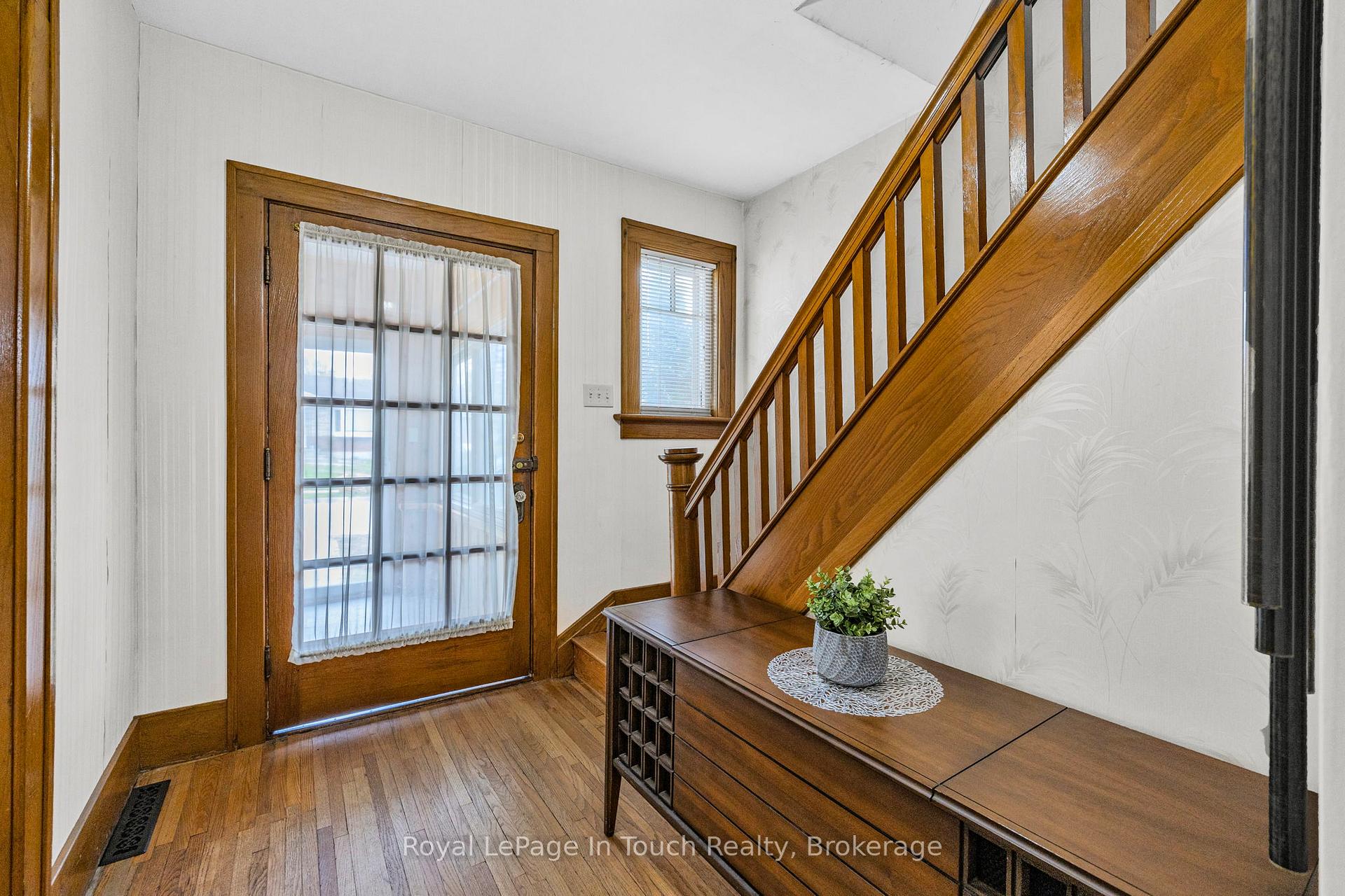 Photo 3 of 475 Midland Avenue, Midland — HOMEH