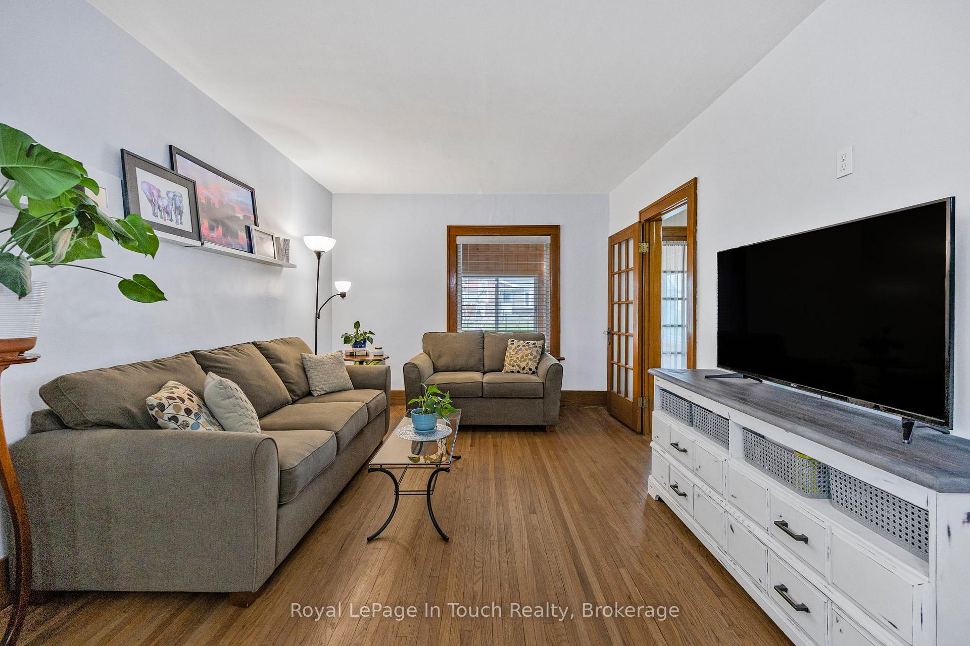 Photo 4 of 475 Midland Avenue, Midland — HOMEH