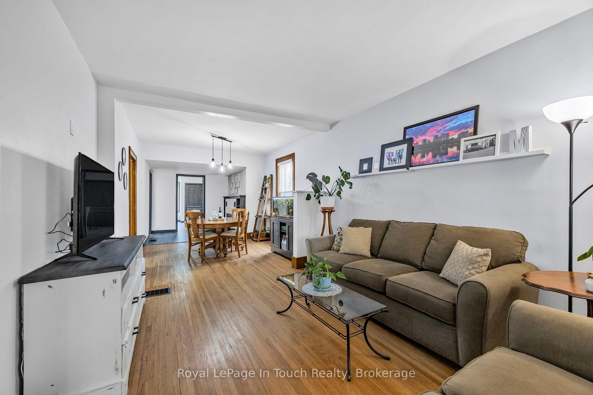 Photo 5 of 475 Midland Avenue, Midland — HOMEH