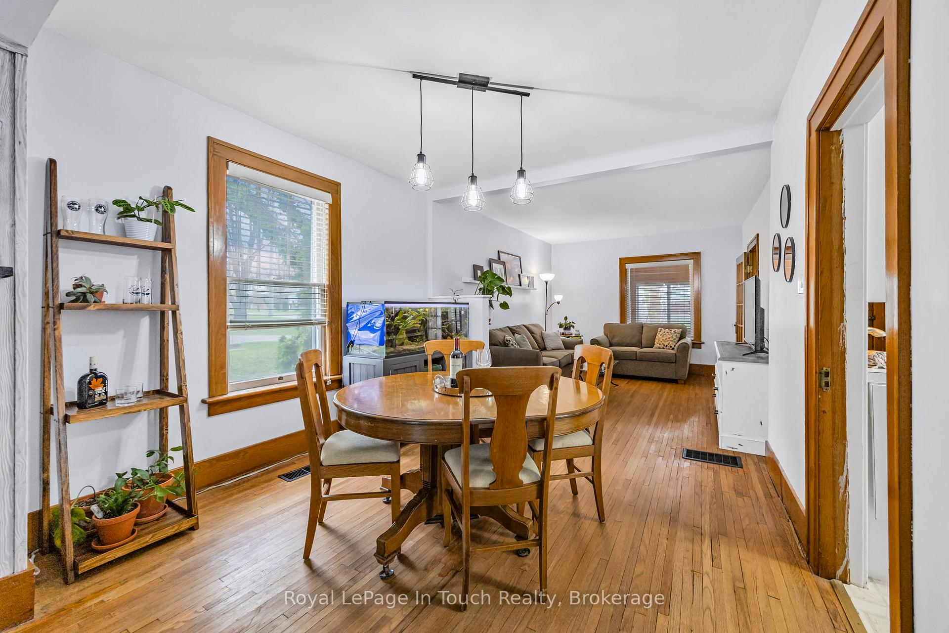 Photo 7 of 475 Midland Avenue, Midland — HOMEH