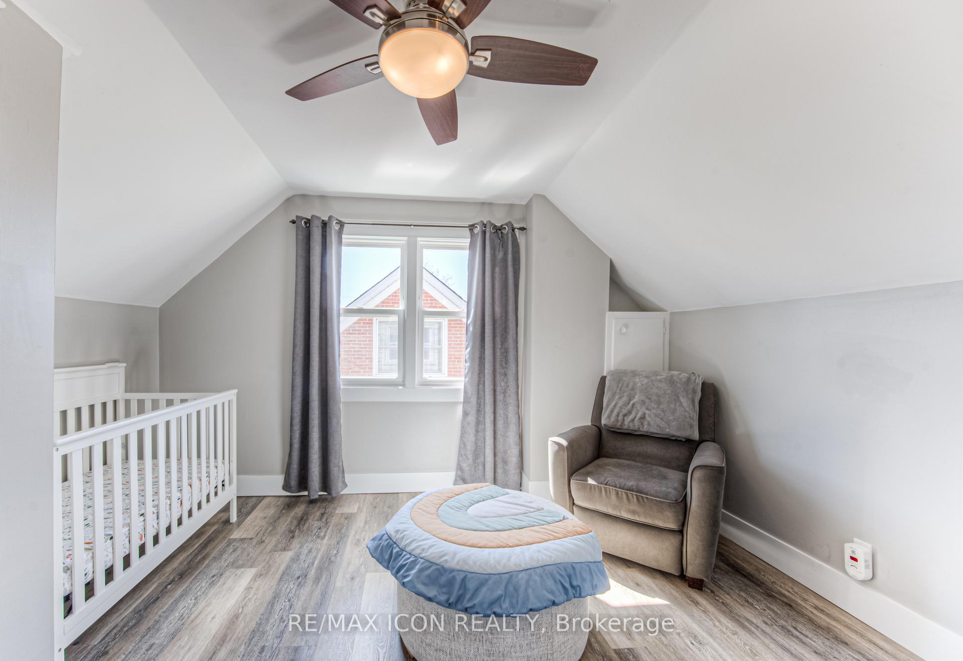 Photo 25 of 207 Lorne Avenue, Kitchener, Southdale — HOMEH