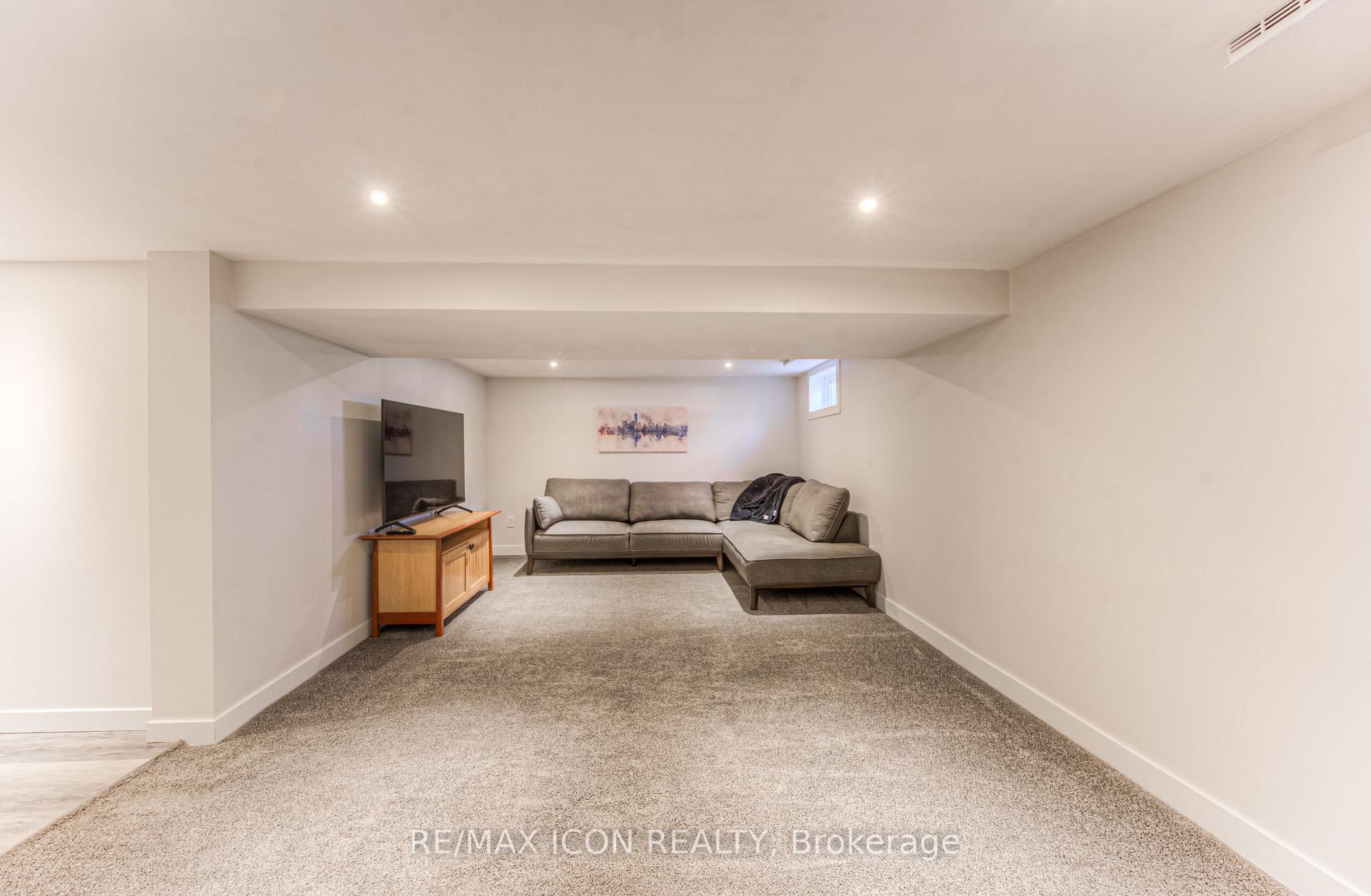 Photo 28 of 207 Lorne Avenue, Kitchener, Southdale — HOMEH