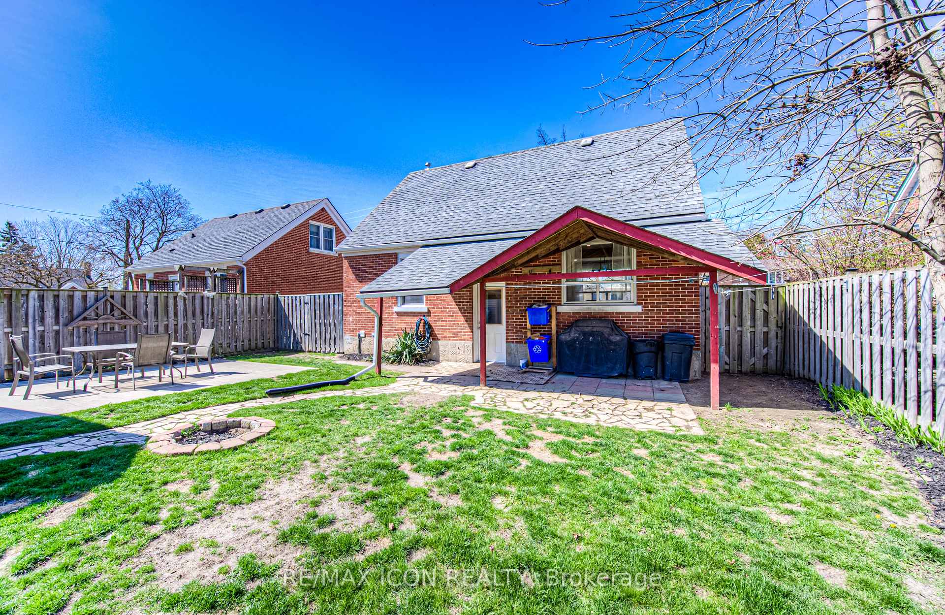 Photo 35 of 207 Lorne Avenue, Kitchener, Southdale — HOMEH