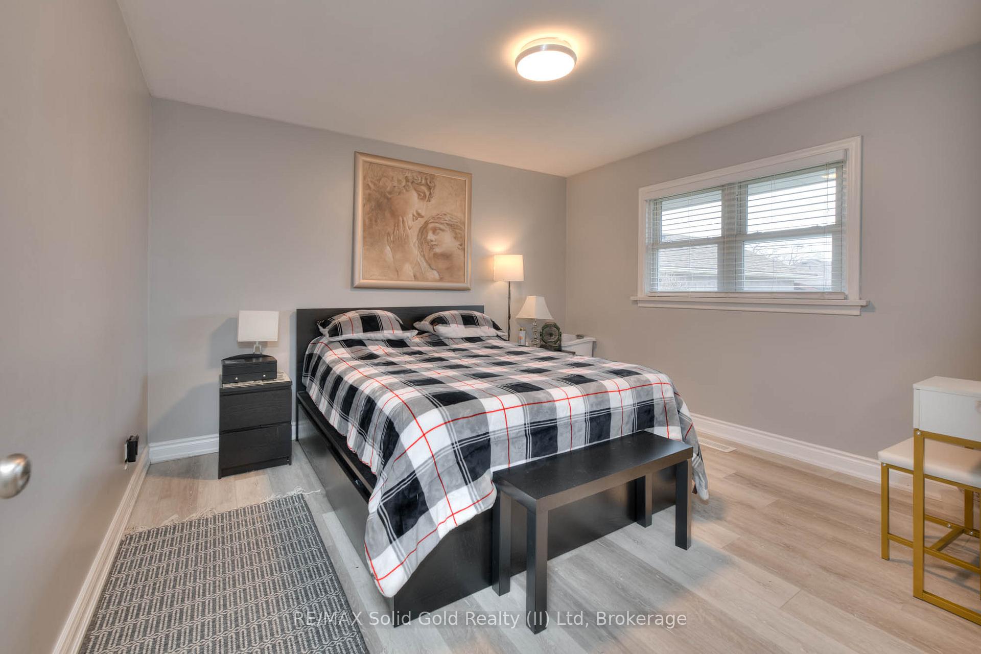 Photo 14 of 39 Sandra Avenue, Kitchener — HOMEH