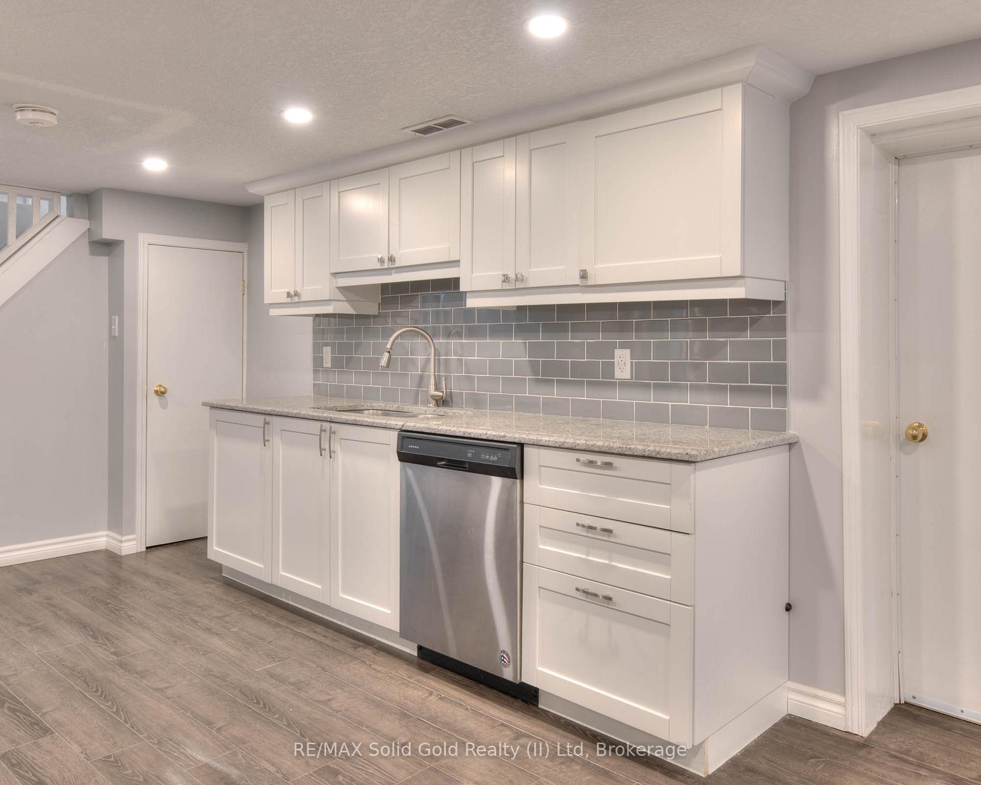 Photo 22 of 39 Sandra Avenue, Kitchener — HOMEH