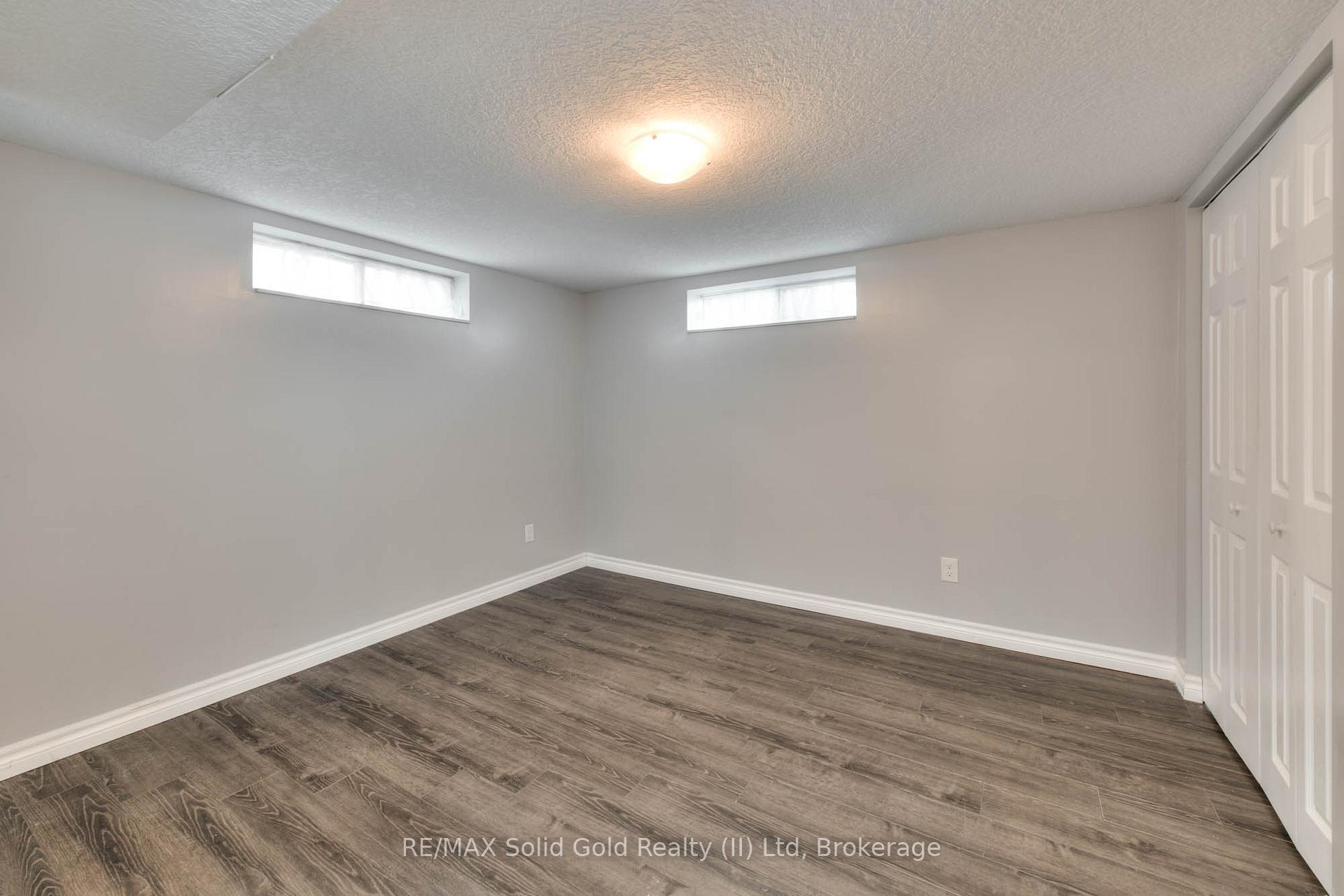 Photo 26 of 39 Sandra Avenue, Kitchener — HOMEH