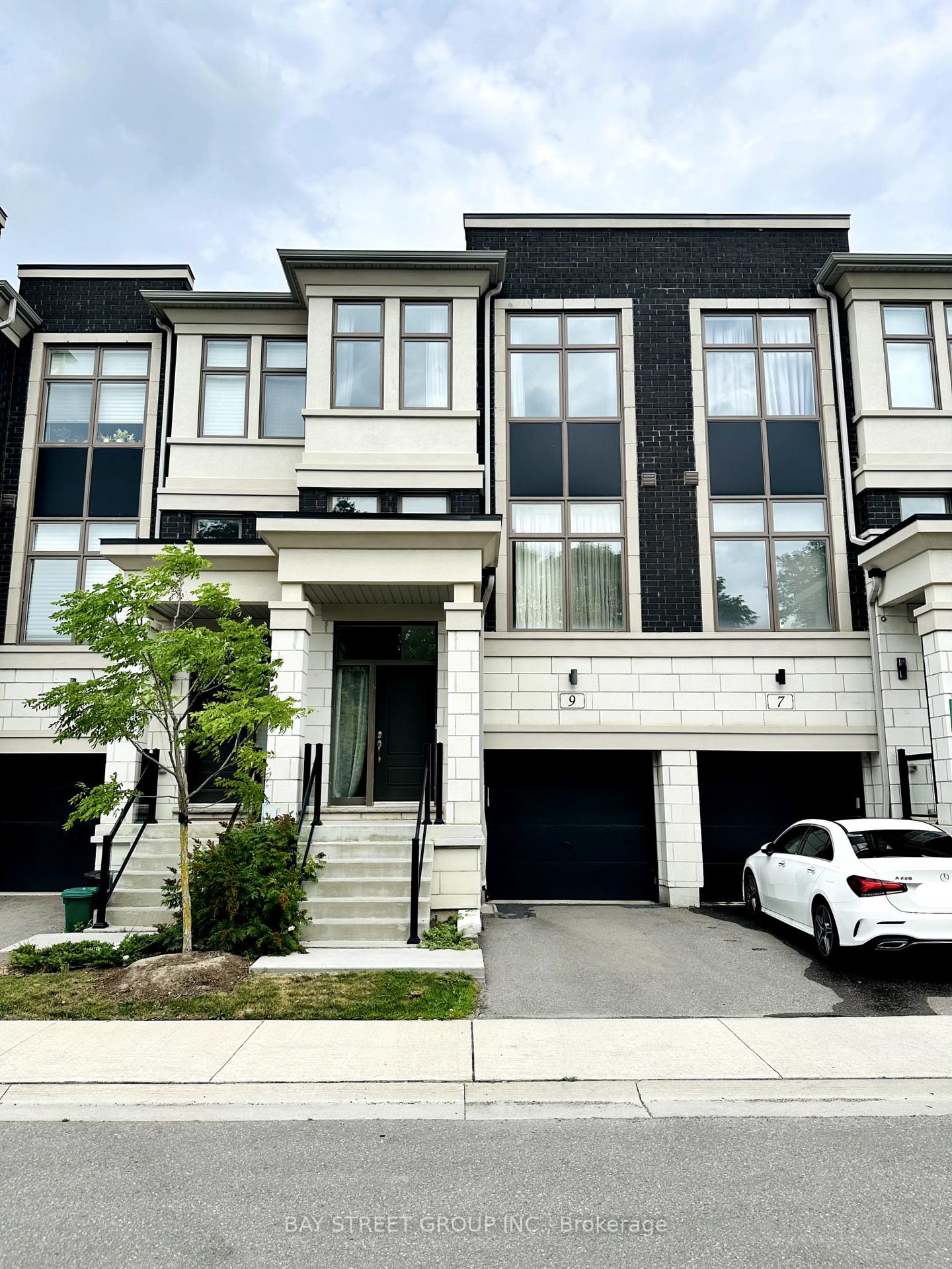 Photo 1 of 9 Armillo Place, Markham, Wismer — HOMEH