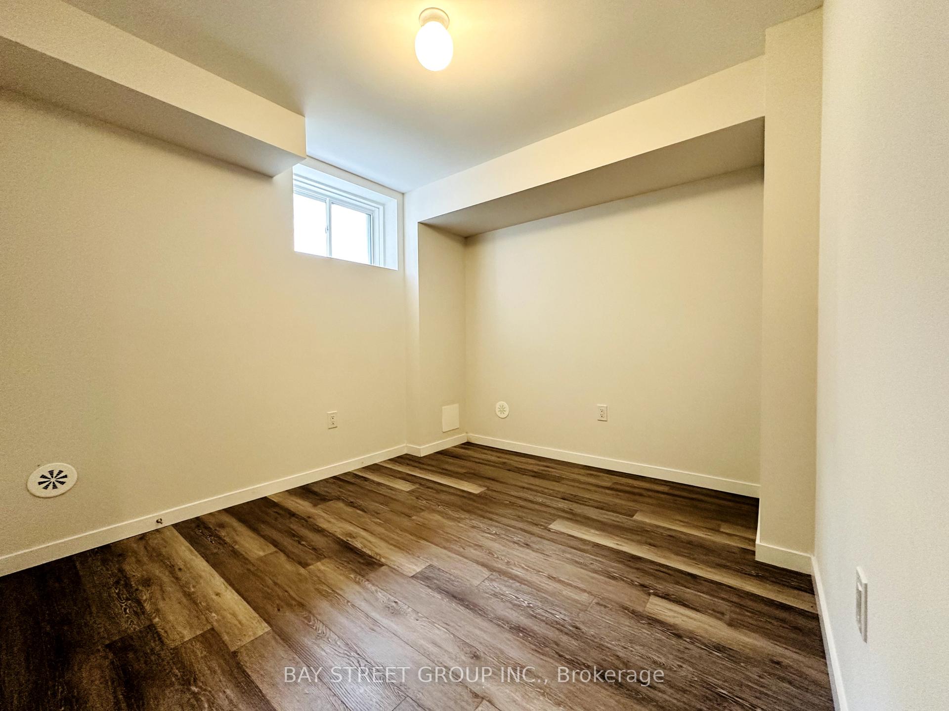 Photo 19 of 9 Armillo Place, Markham, Wismer — HOMEH