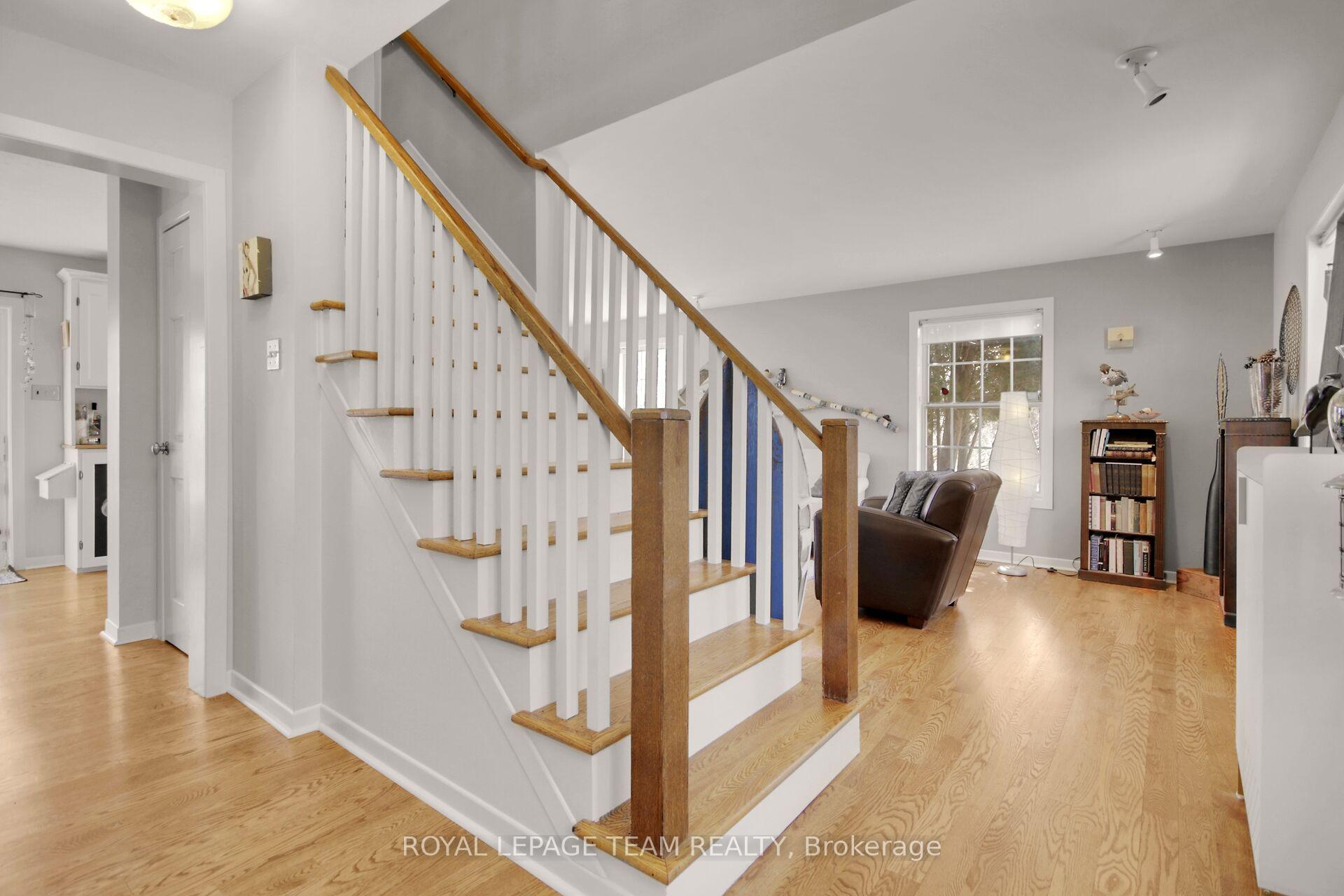 Photo 10 of 1298 Old Carp Road, Ottawa, Kanata - Morgan's Grant/South March — HOMEH