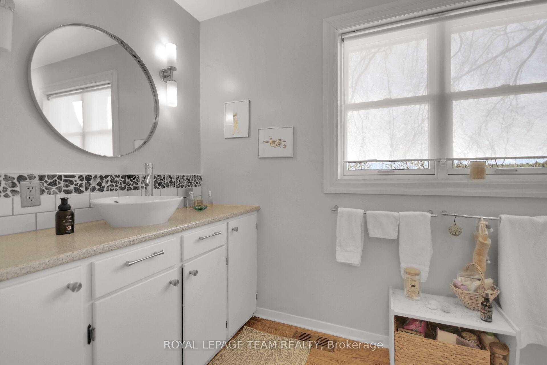 Photo 34 of 1298 Old Carp Road, Ottawa, Kanata - Morgan's Grant/South March — HOMEH