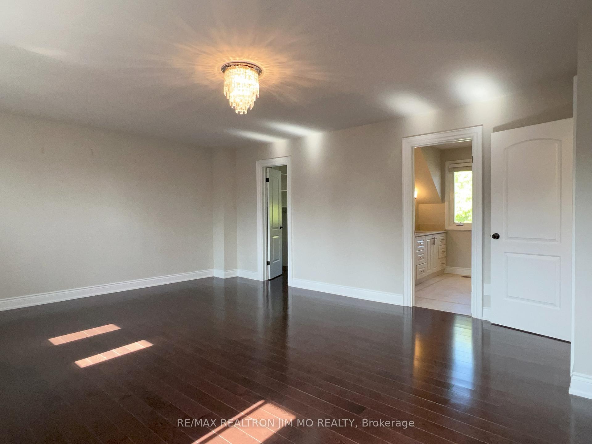 Photo 25 of 102 Briarwood Road, Markham, Unionville — HOMEH
