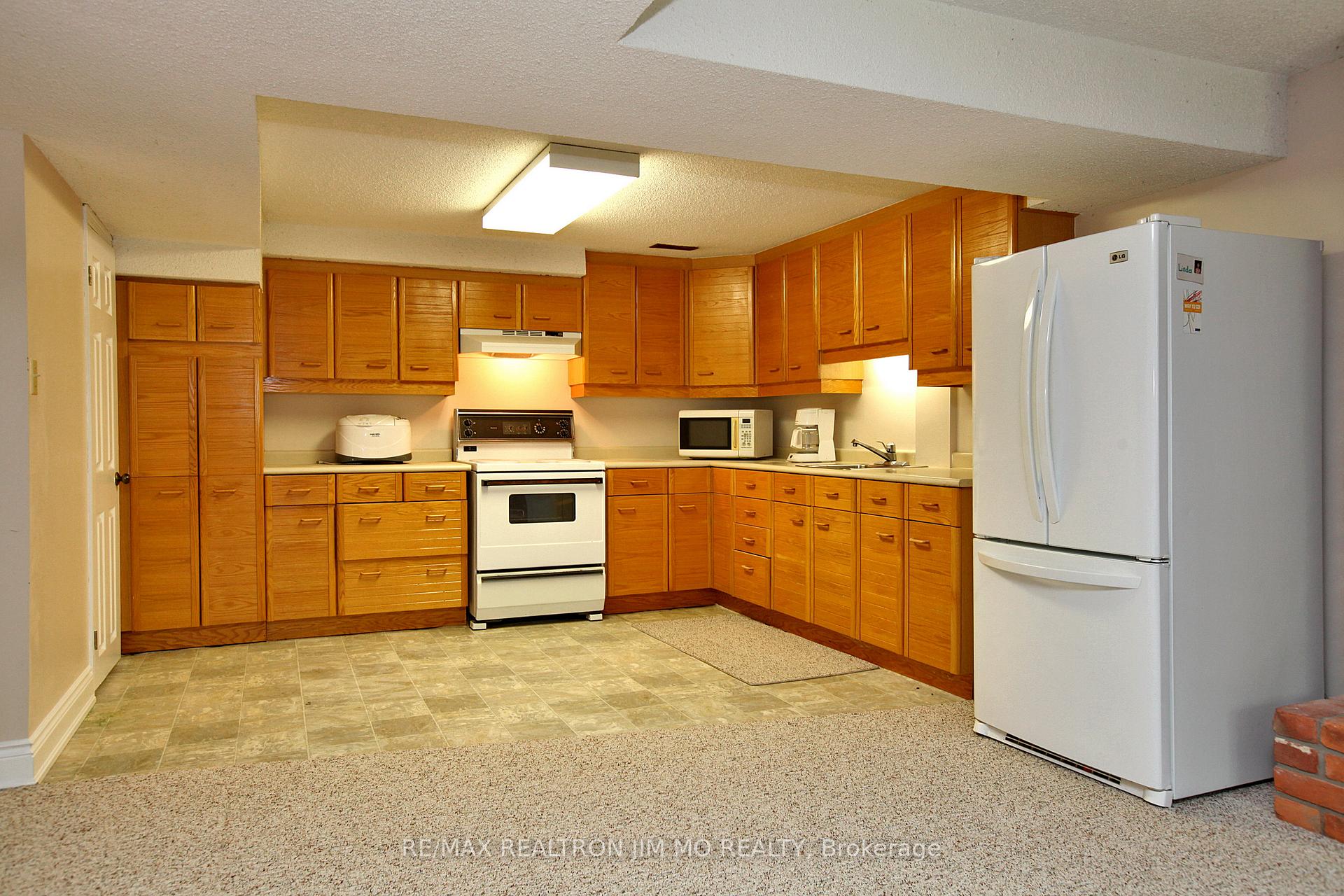 Photo 30 of 102 Briarwood Road, Markham, Unionville — HOMEH