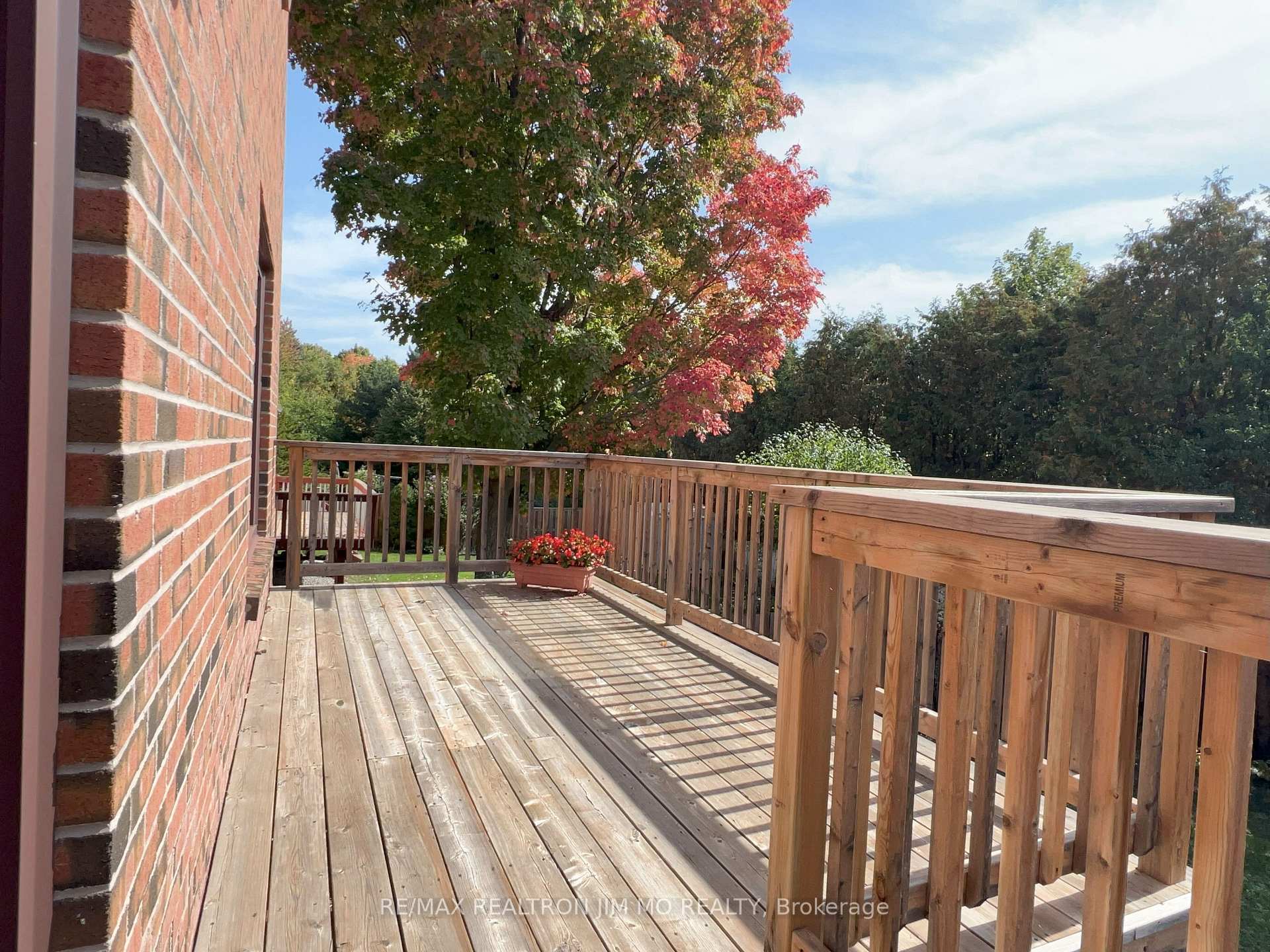 Photo 35 of 102 Briarwood Road, Markham, Unionville — HOMEH