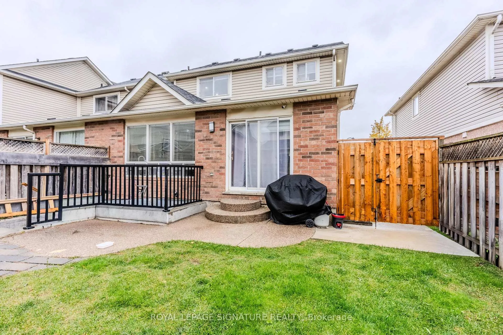 Photo 4 of 422 Patterson Drive, Milton, Clarke — HOMEH