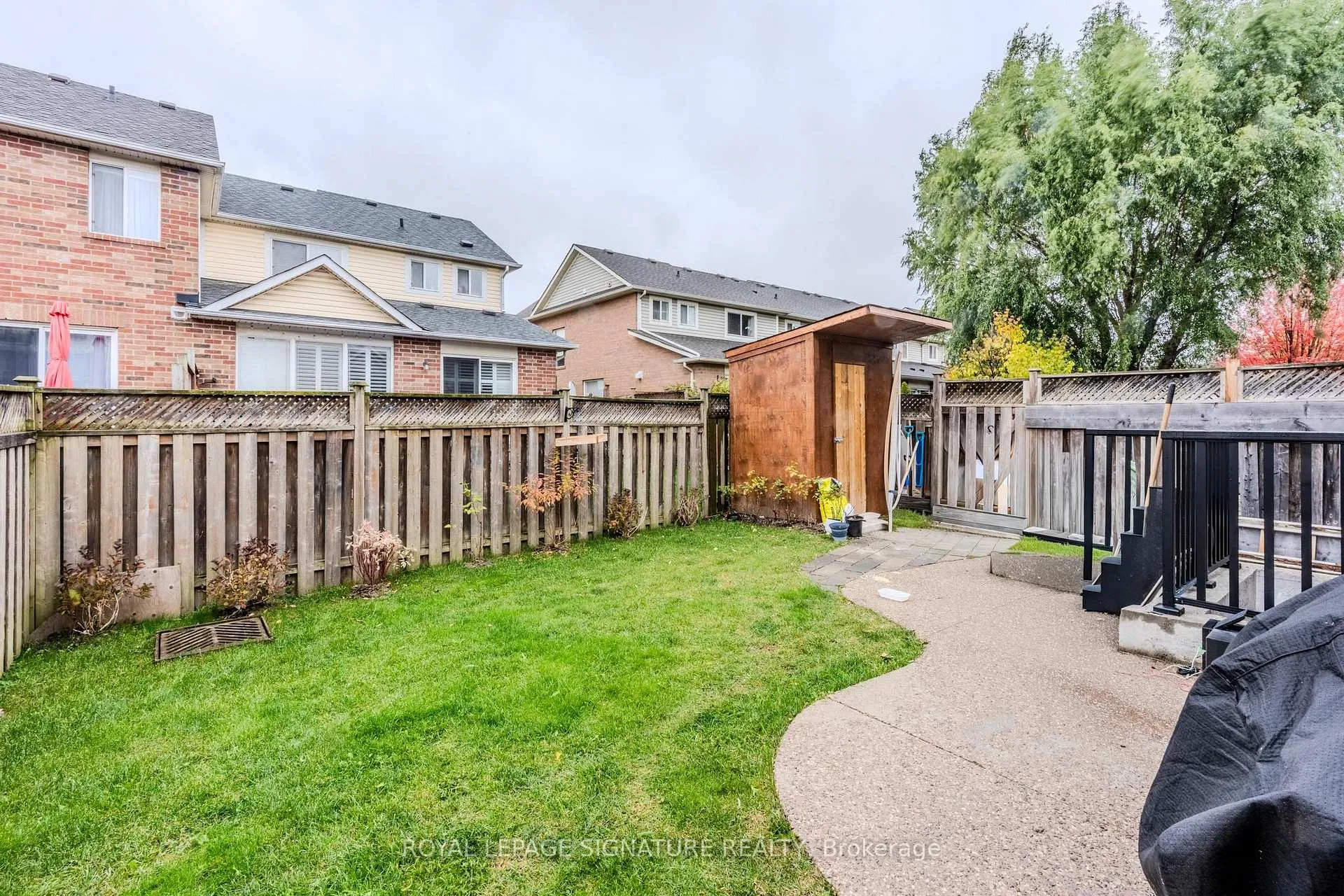 Photo 5 of 422 Patterson Drive, Milton, Clarke — HOMEH