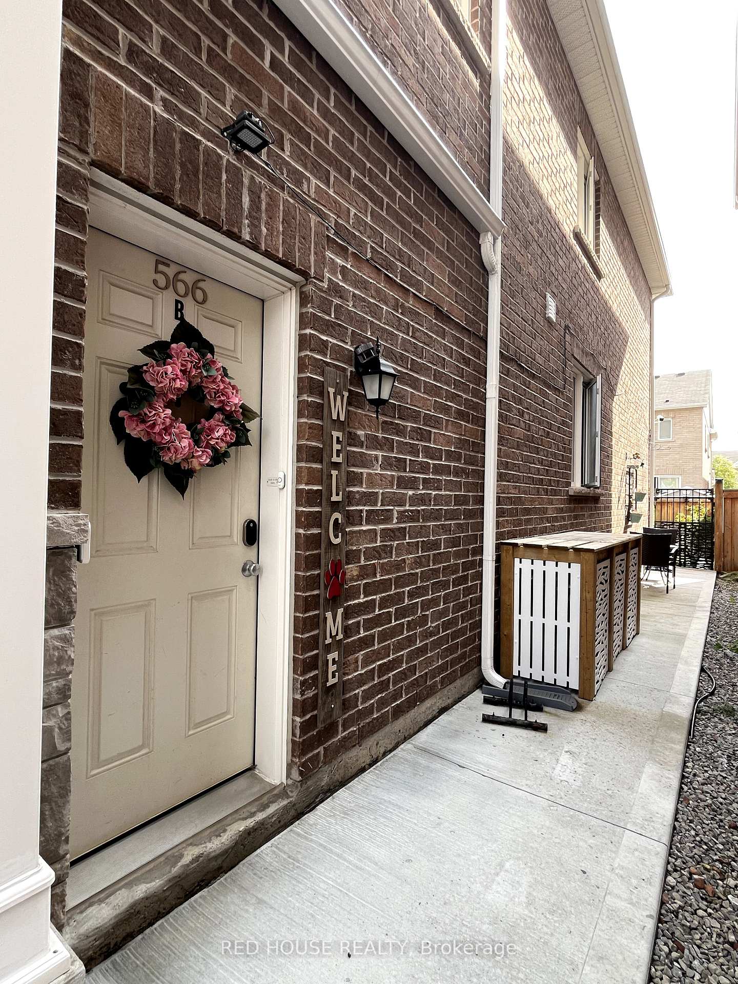 Photo 2 of Unit Basement, 566 Bartleman Terrace, Milton, Coates — HOMEH
