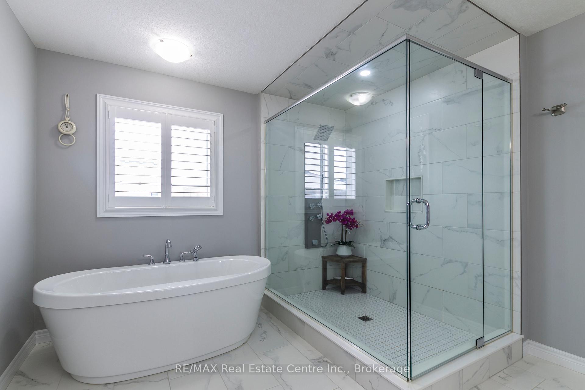 Photo 21 of 616 Florencedale Crescent, Kitchener — HOMEH