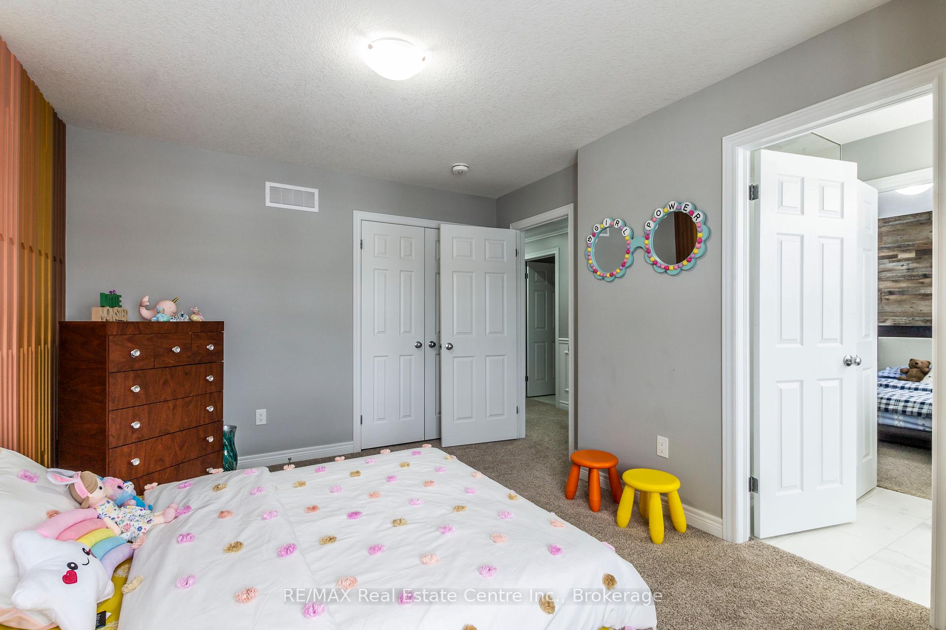Photo 27 of 616 Florencedale Crescent, Kitchener — HOMEH