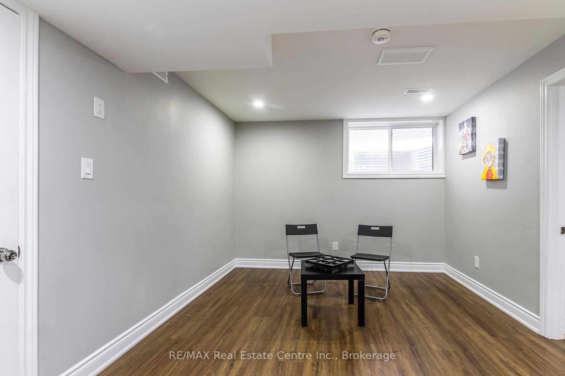 Photo 34 of 616 Florencedale Crescent, Kitchener — HOMEH