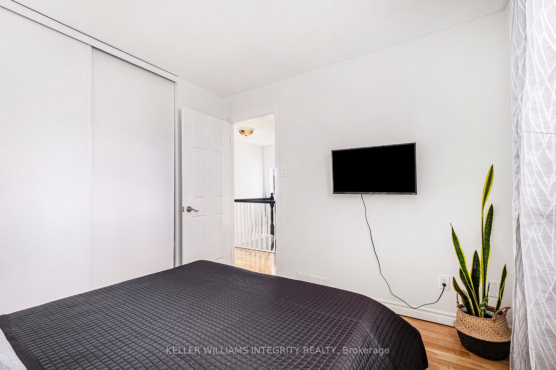 Photo 22 of 141 Shearer Crescent, Ottawa, Kanata - Katimavik — HOMEH