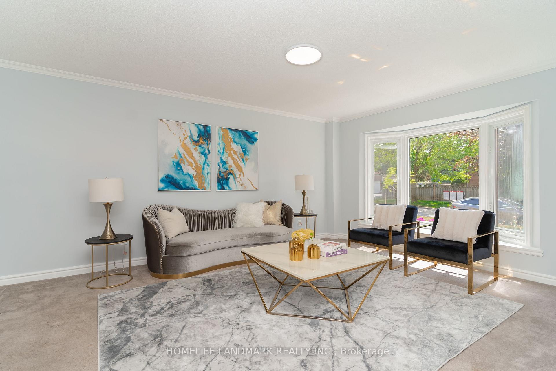 Photo 5 of 33 John Stiver Crescent, Markham, Buttonville — HOMEH
