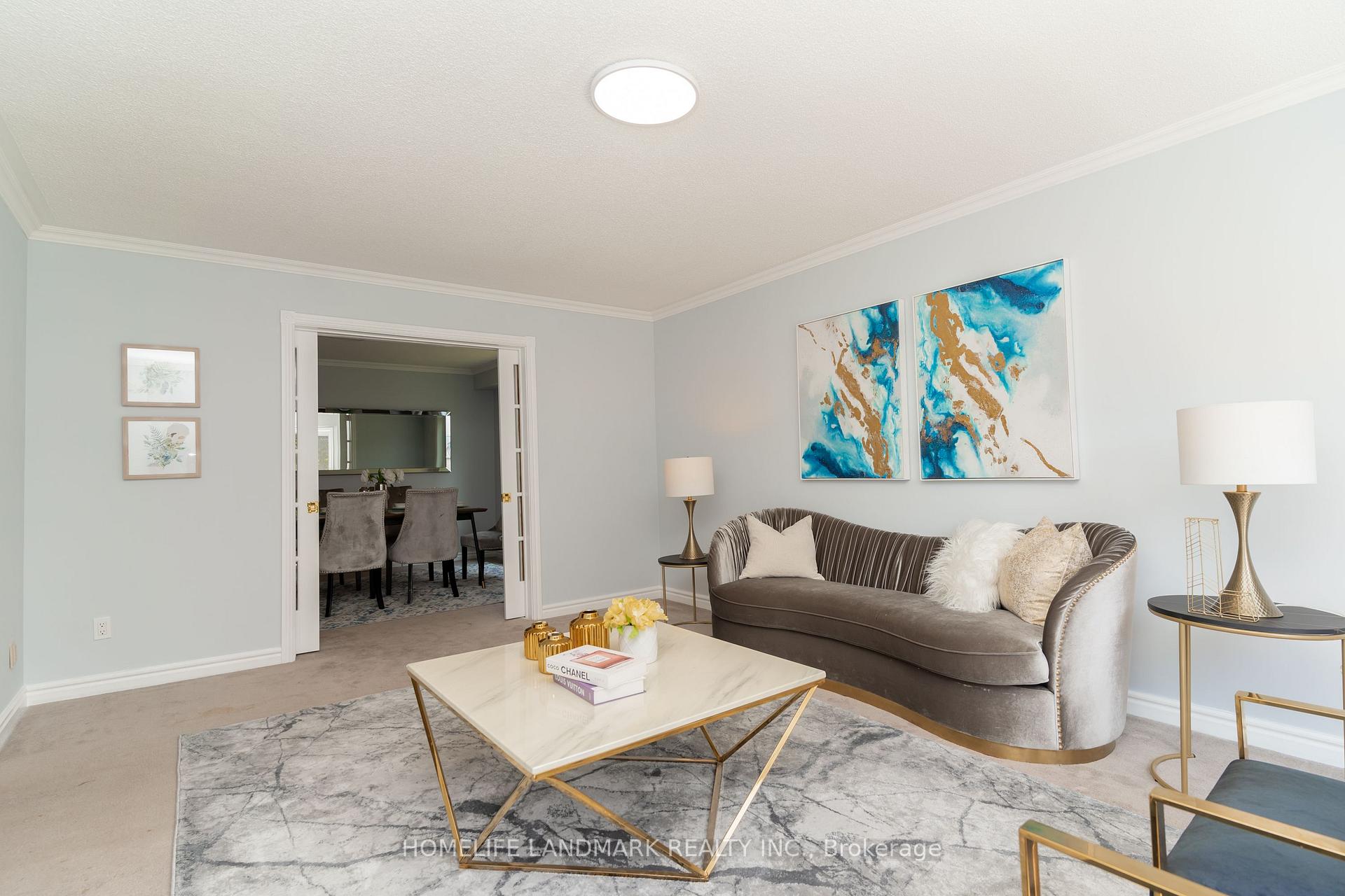 Photo 6 of 33 John Stiver Crescent, Markham, Buttonville — HOMEH