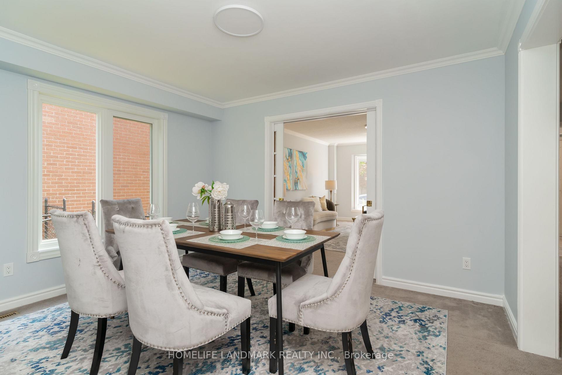 Photo 10 of 33 John Stiver Crescent, Markham, Buttonville — HOMEH