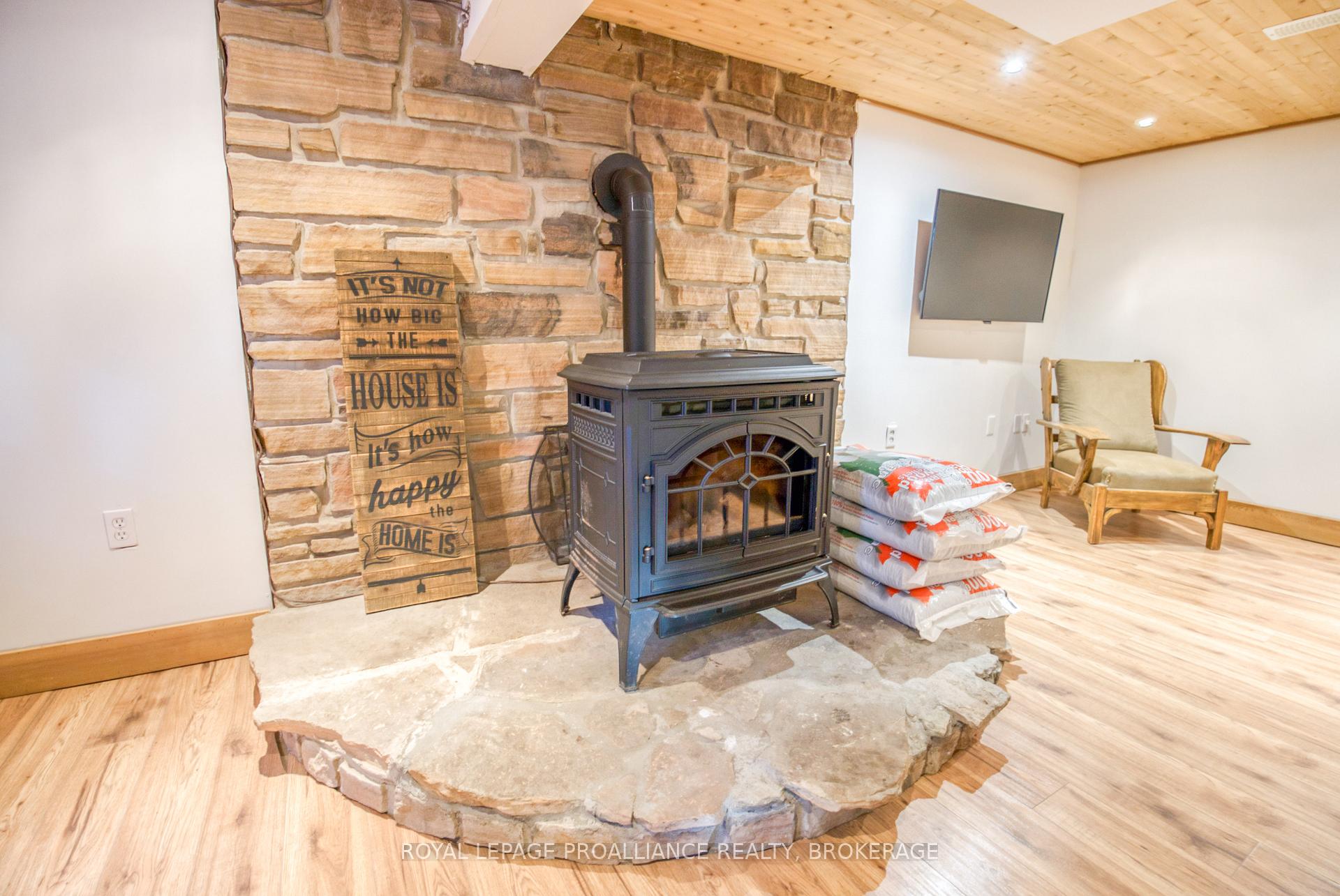 Photo 29 of 2679 Patterson Road, Kingston, City North of 401 — HOMEH