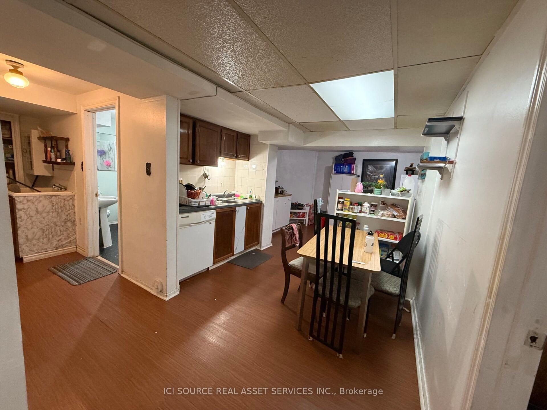 Photo 4 of Unit Basement, 54 Dewberry Drive, Markham, Middlefield — HOMEH