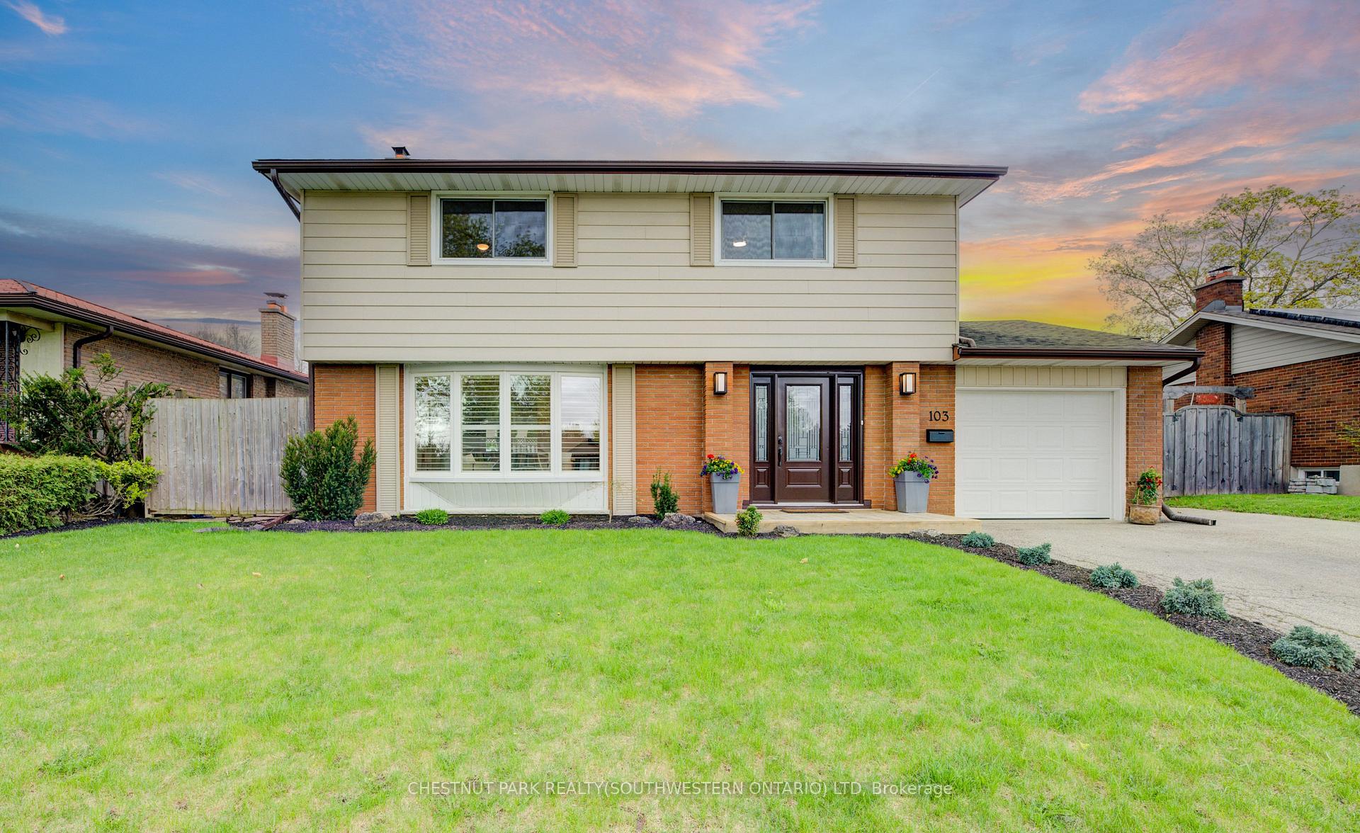 Photo 2 of 103 Montcalm Drive, Kitchener — HOMEH