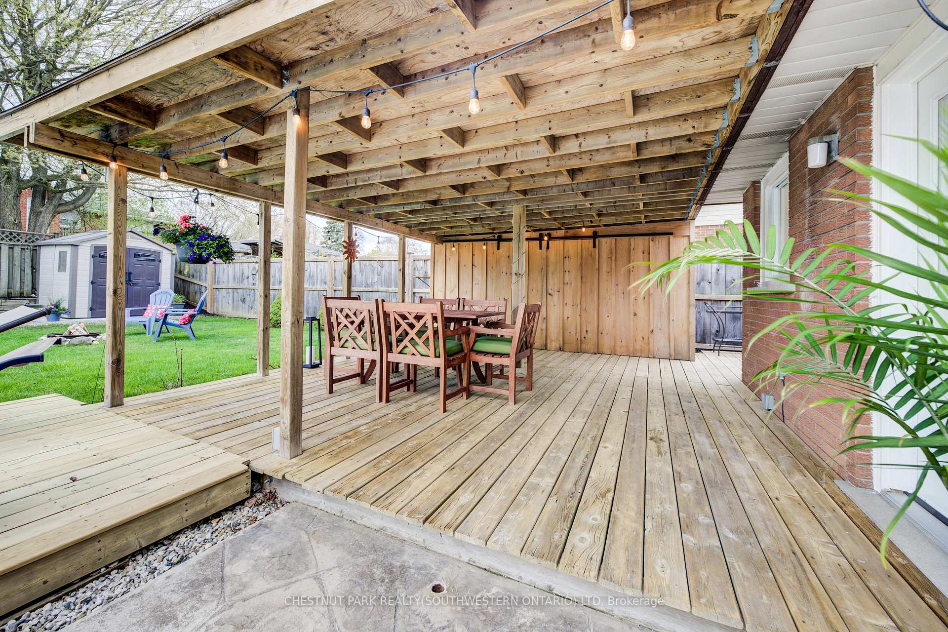 Photo 39 of 103 Montcalm Drive, Kitchener — HOMEH