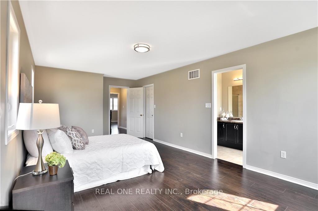 Photo 16 of 70 Mcknight Avenue, Hamilton, Waterdown — HOMEH