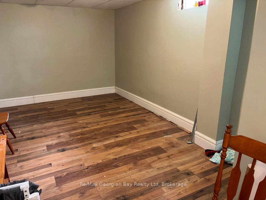 Photo 13 of 269 Chaingate Drive, Midland — HOMEH