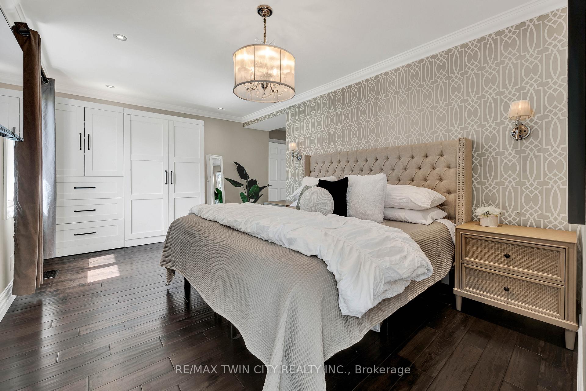 Photo 22 of 223 Claremont Avenue, Kitchener — HOMEH