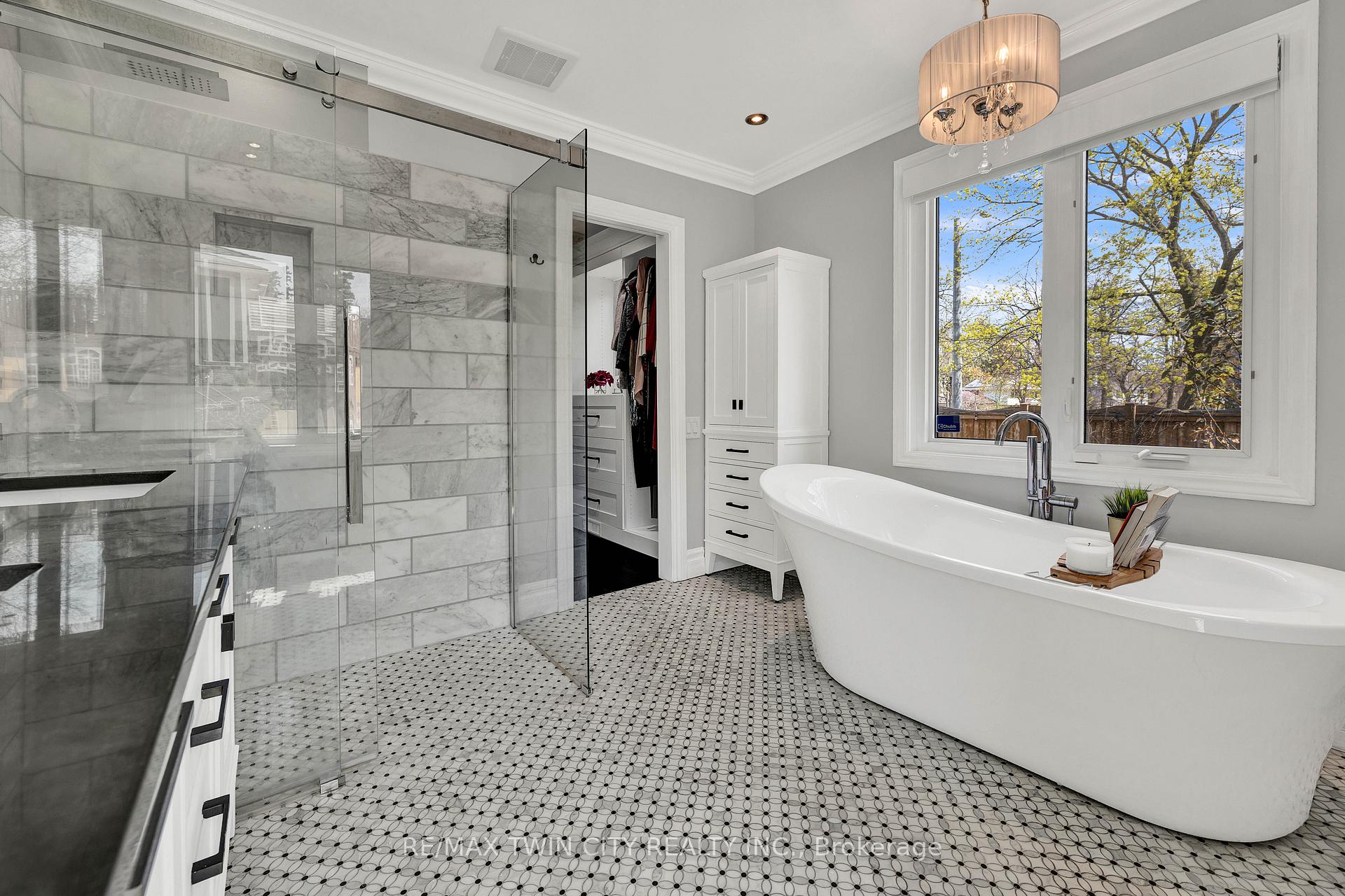 Photo 23 of 223 Claremont Avenue, Kitchener — HOMEH