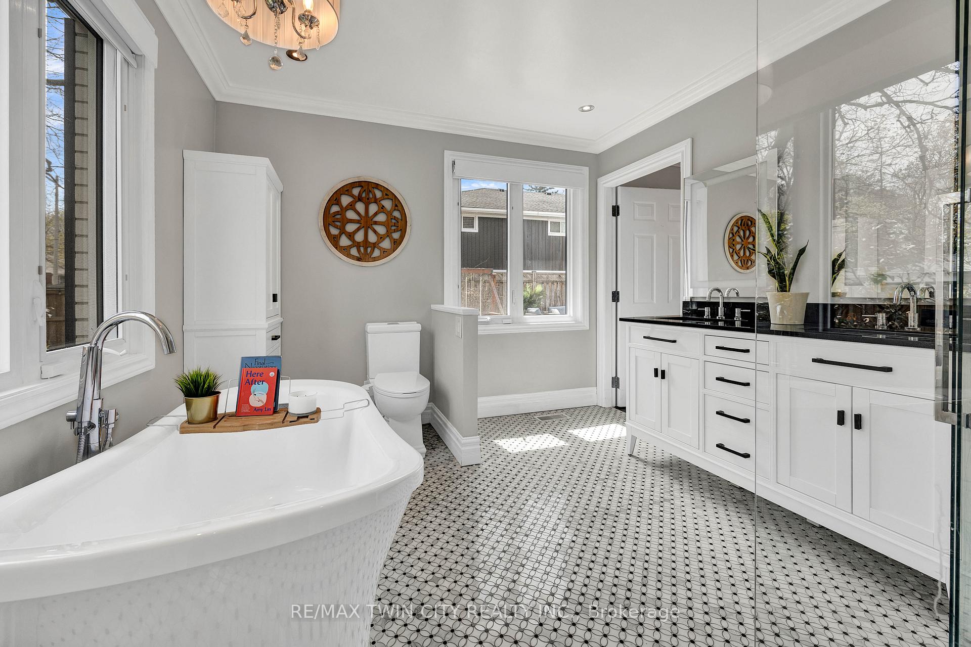 Photo 24 of 223 Claremont Avenue, Kitchener — HOMEH