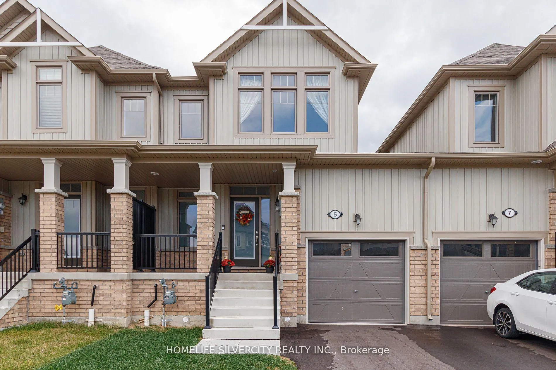 Photo 1 of 5 kirby Avenue, Collingwood — HOMEH